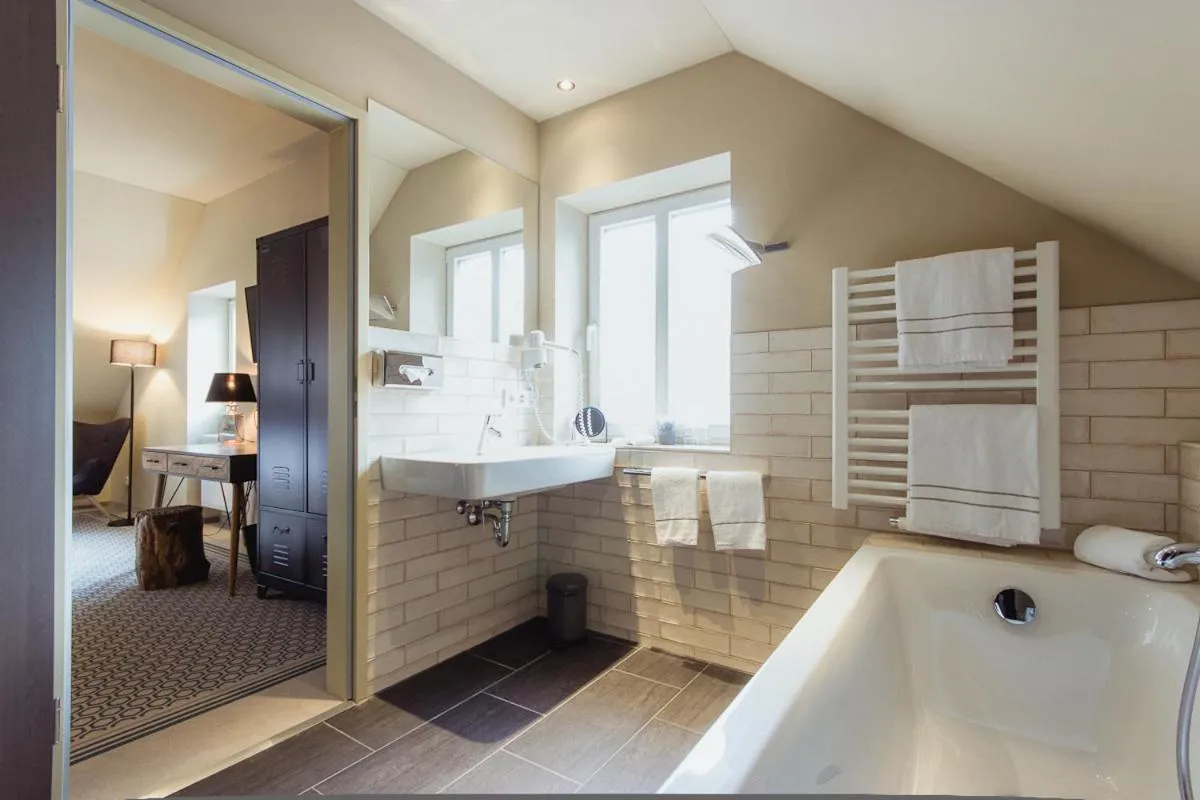 Hotel Goldene Traube - by Neugart