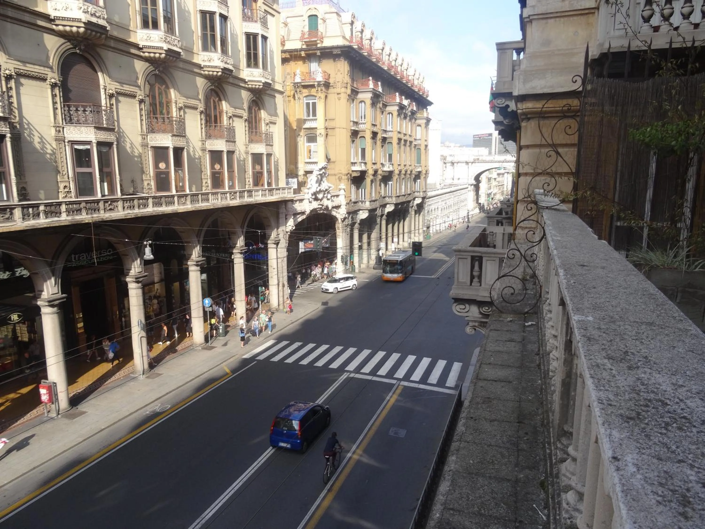 City view in Albergo Locanda Alambra