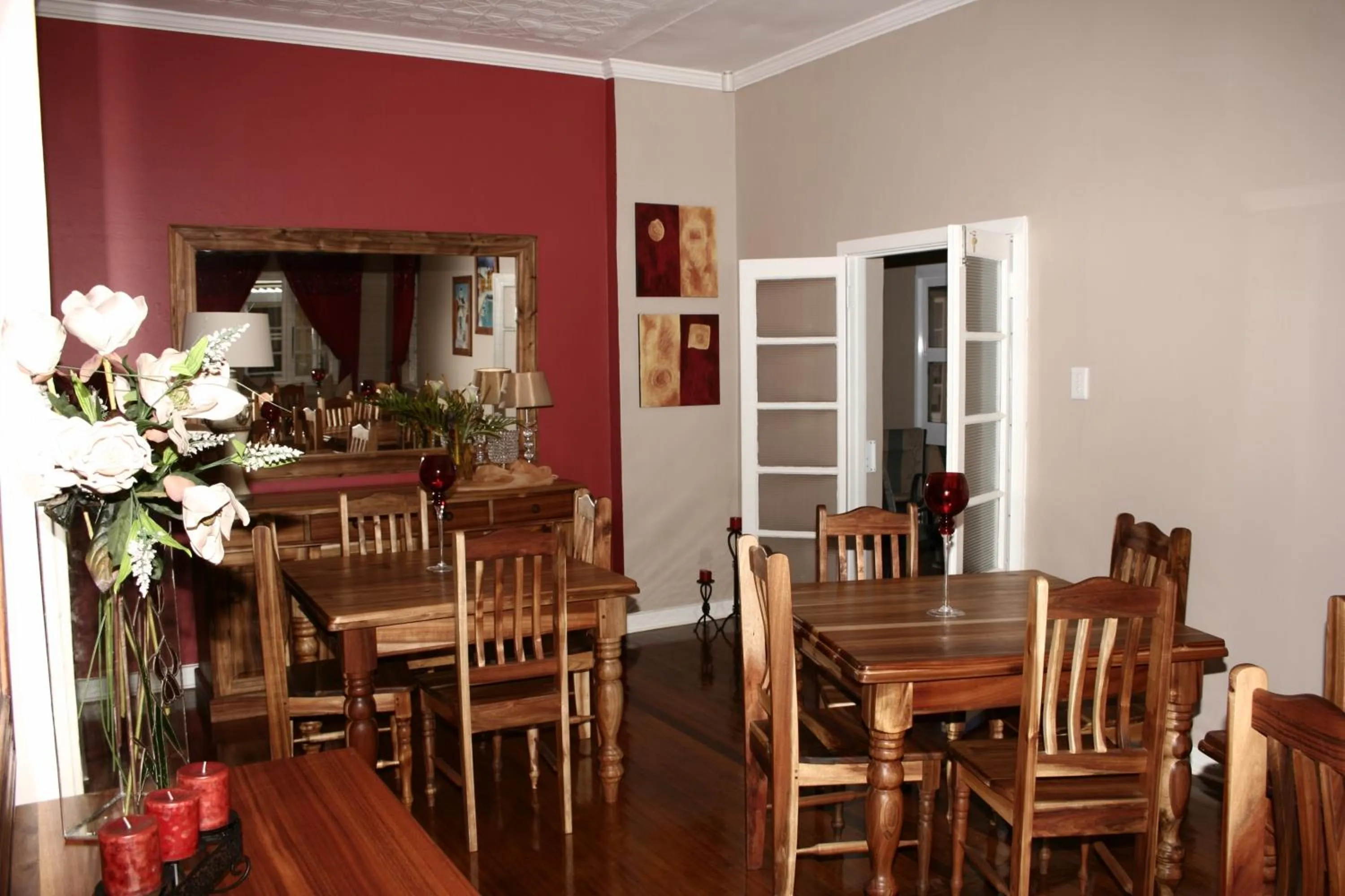 Dining area in Absolute Cornwall Bed and Breakfast