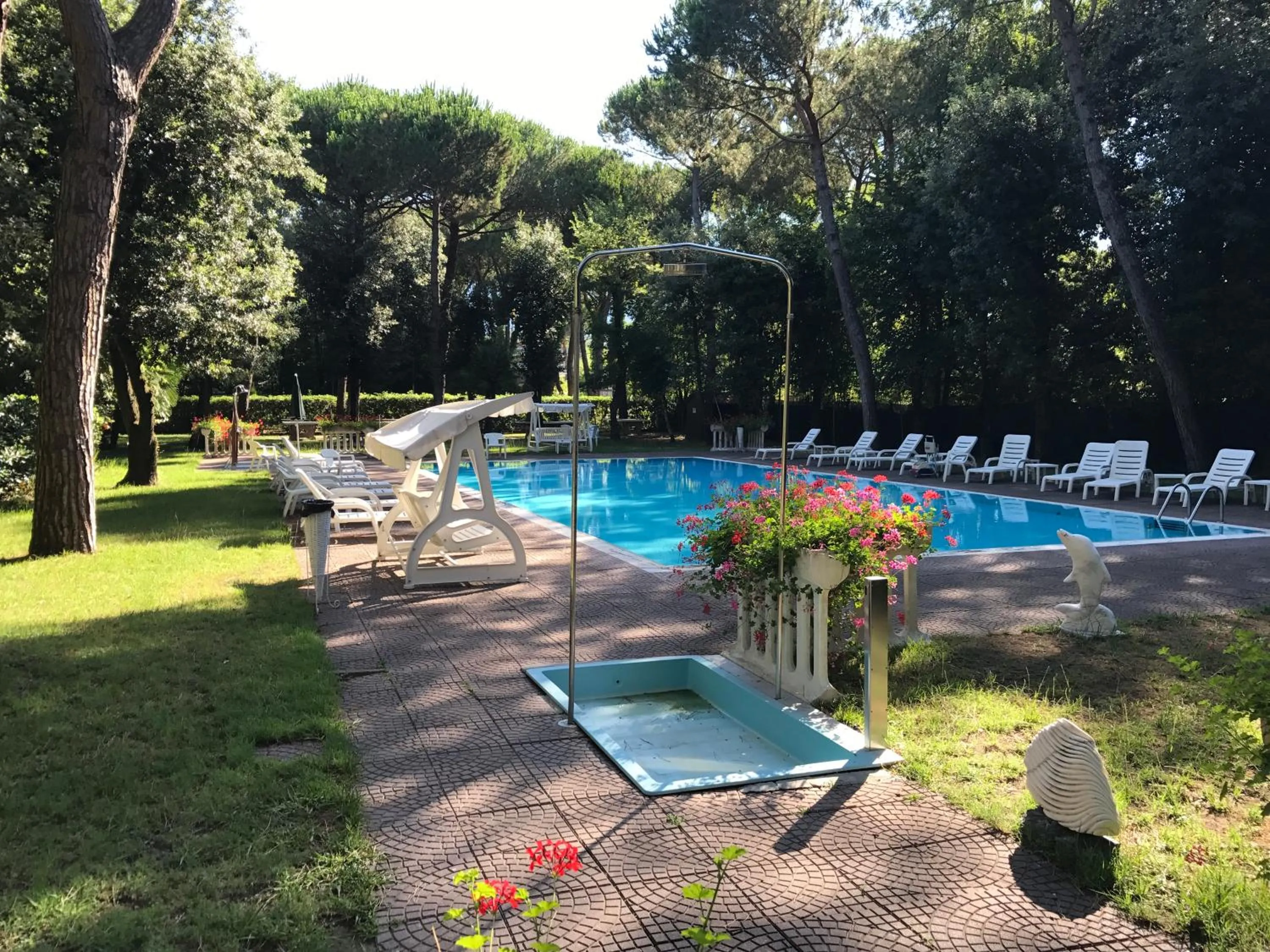 Pool view in Residence Il Fortino