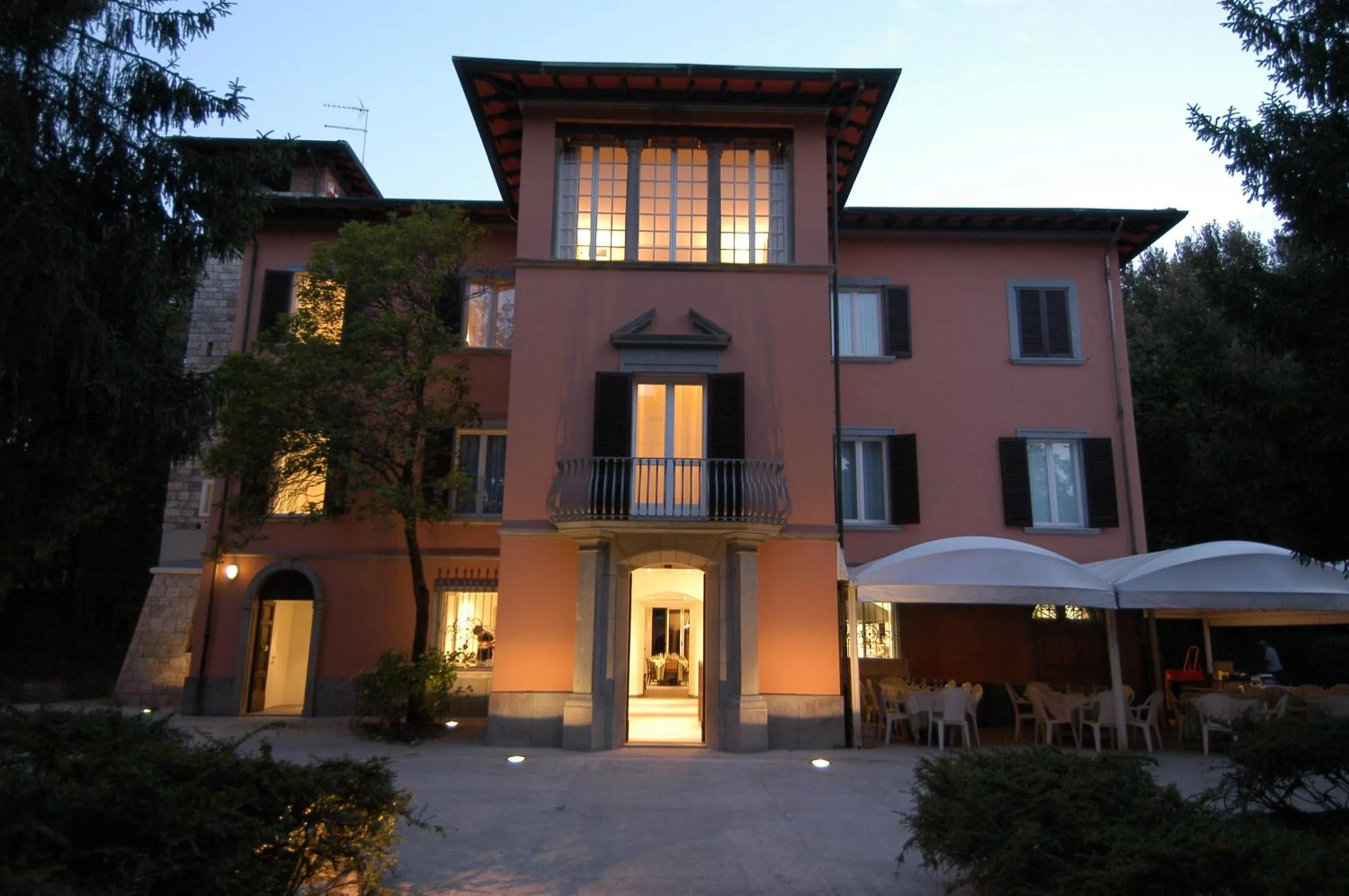 Facade/entrance in Residence Il Fortino