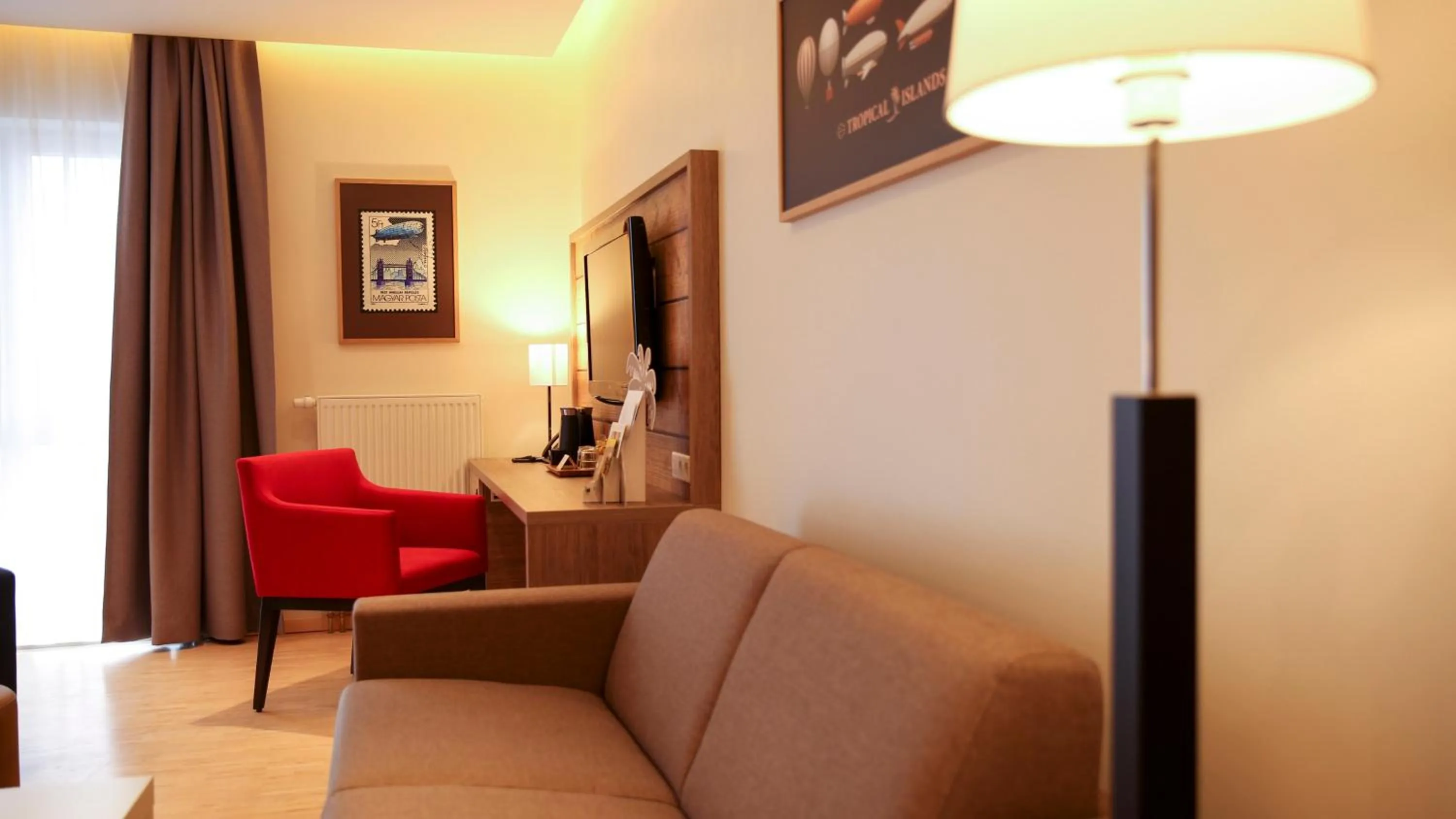 Photo of the whole room in Tropical Islands