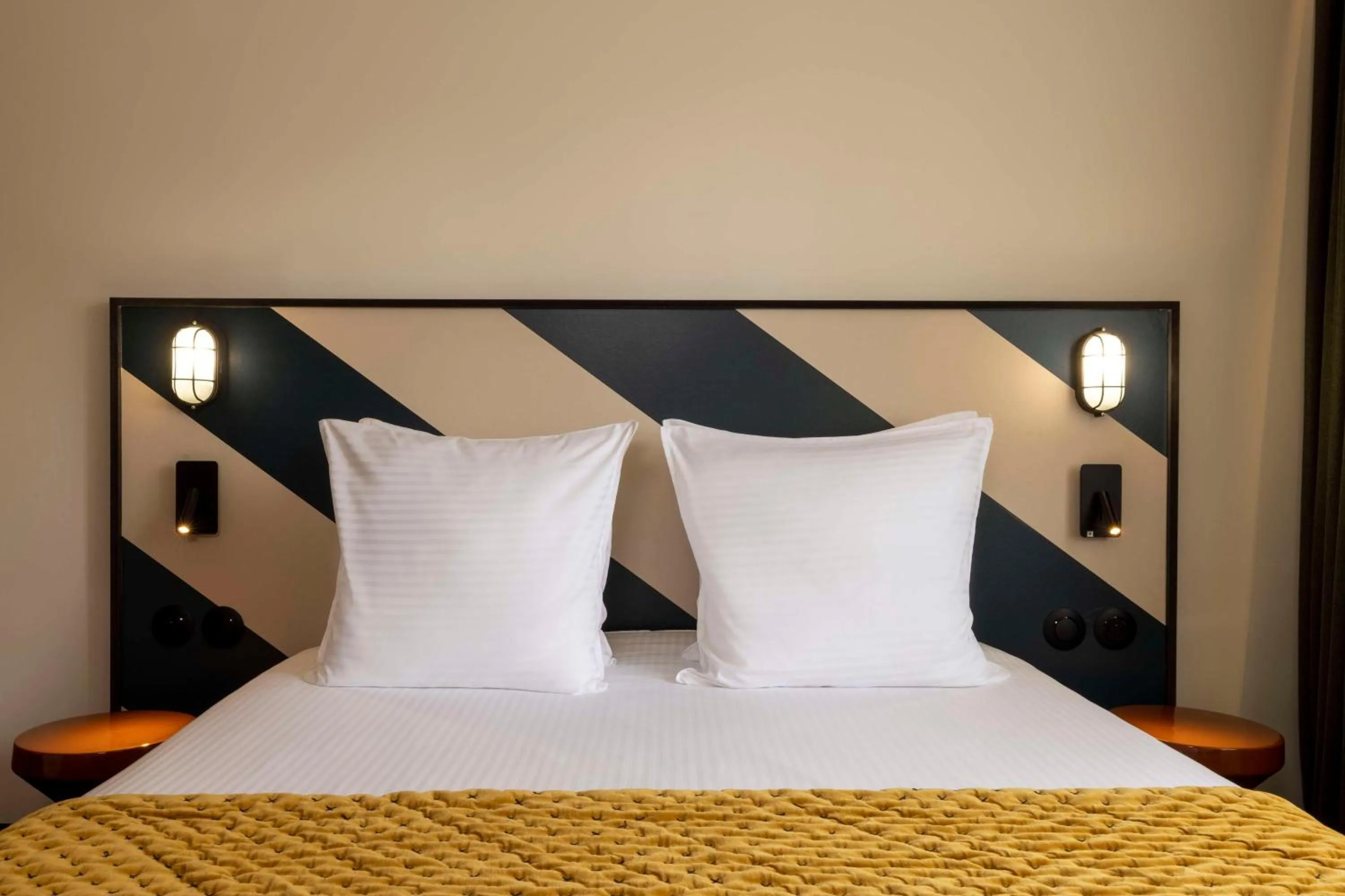 Bedroom, Bed in Best Western Plus Hotel Cargo