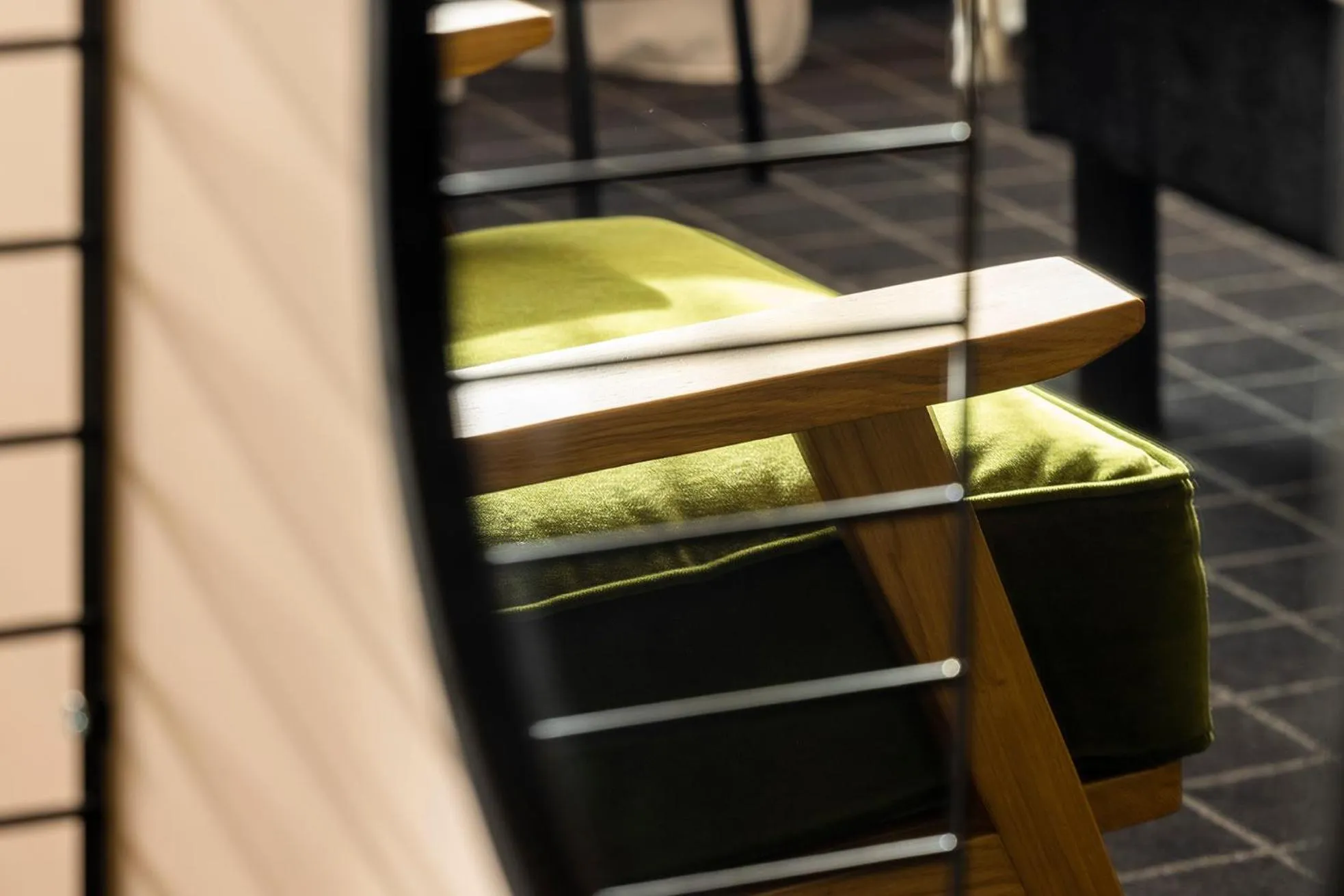 hair dresser in Best Western Plus Hotel Cargo