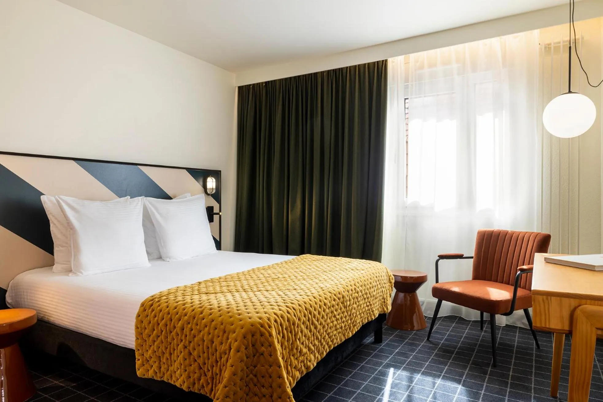 Bed in Best Western Plus Hotel Cargo