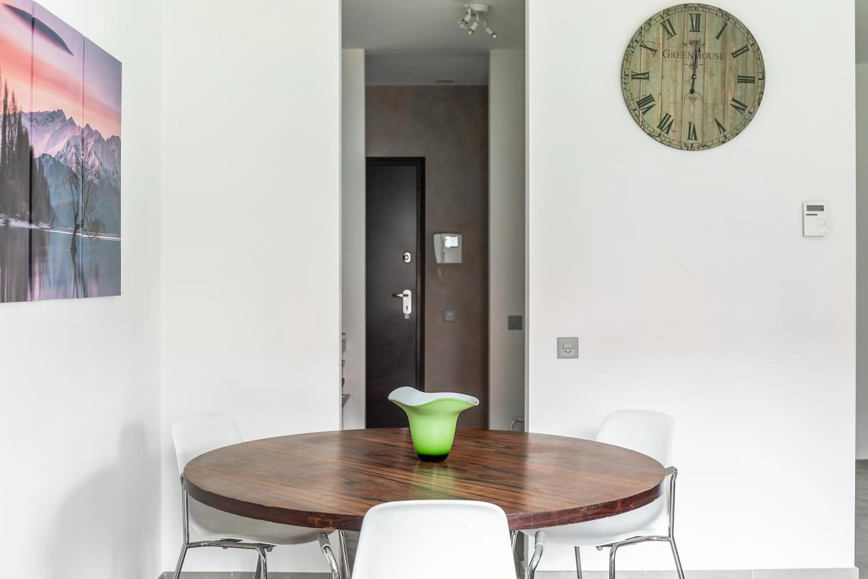 Dining area in Prestige Apartments by Quokka 360 - spacious flats with terraces