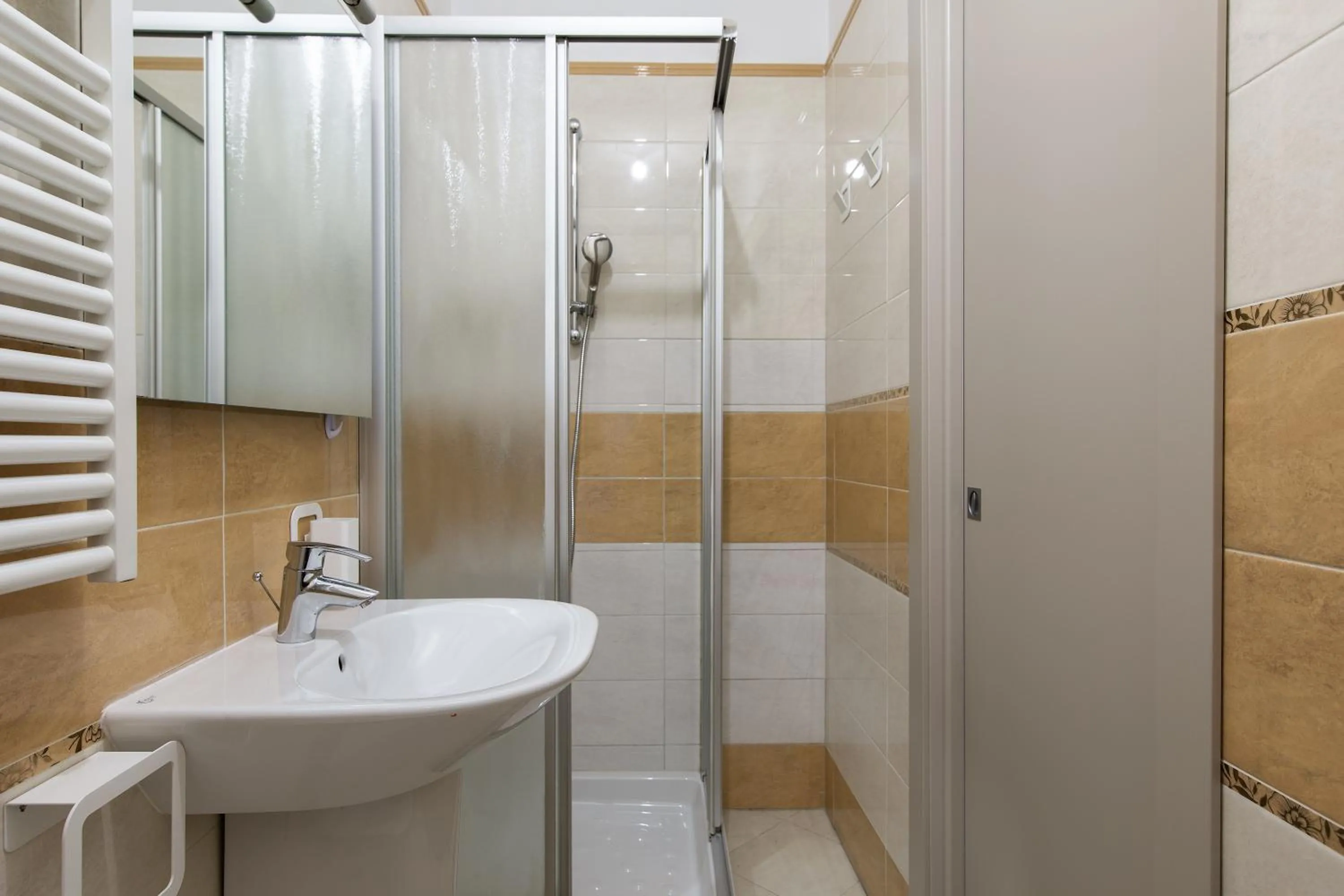 Shower in Prestige Apartments by Quokka 360 - spacious flats with terraces