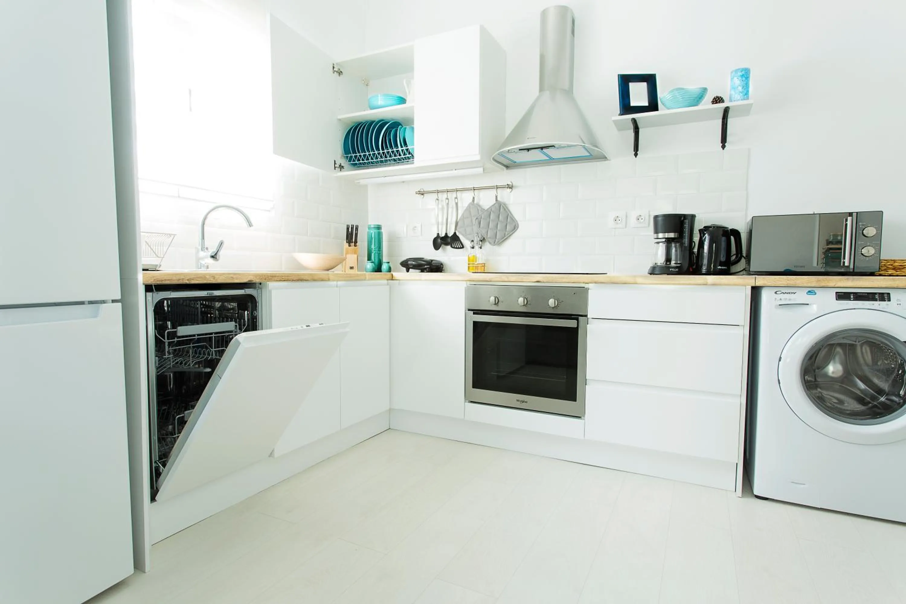 Kitchen or kitchenette in Sun 'n Chill, Boutique Apartments & Beach Villa