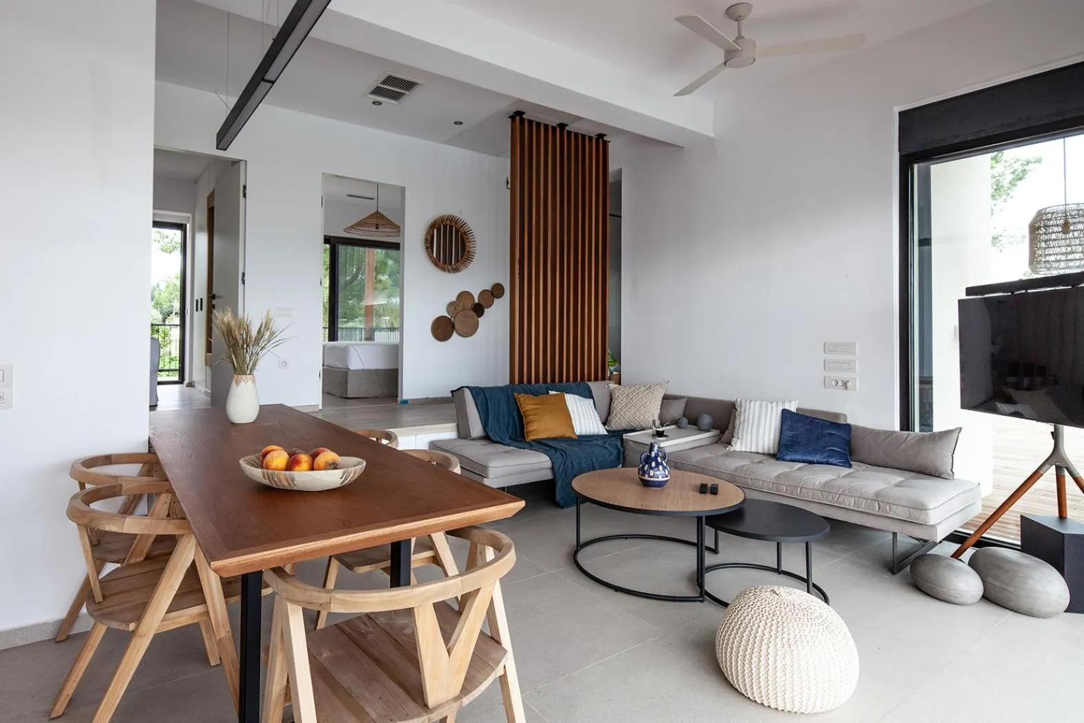 Living room in Sun 'n Chill, Boutique Apartments & Beach Villa