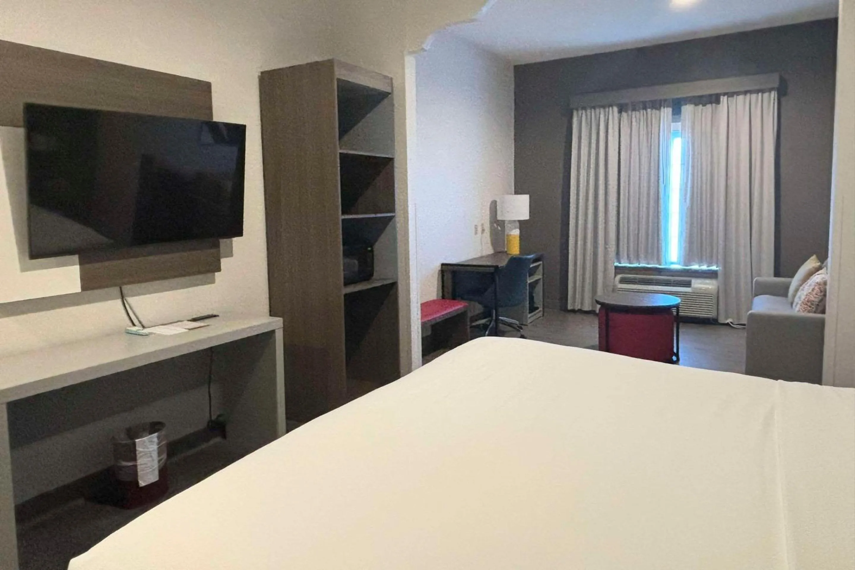 Bedroom, Bed in Comfort Inn & Suites Burnet