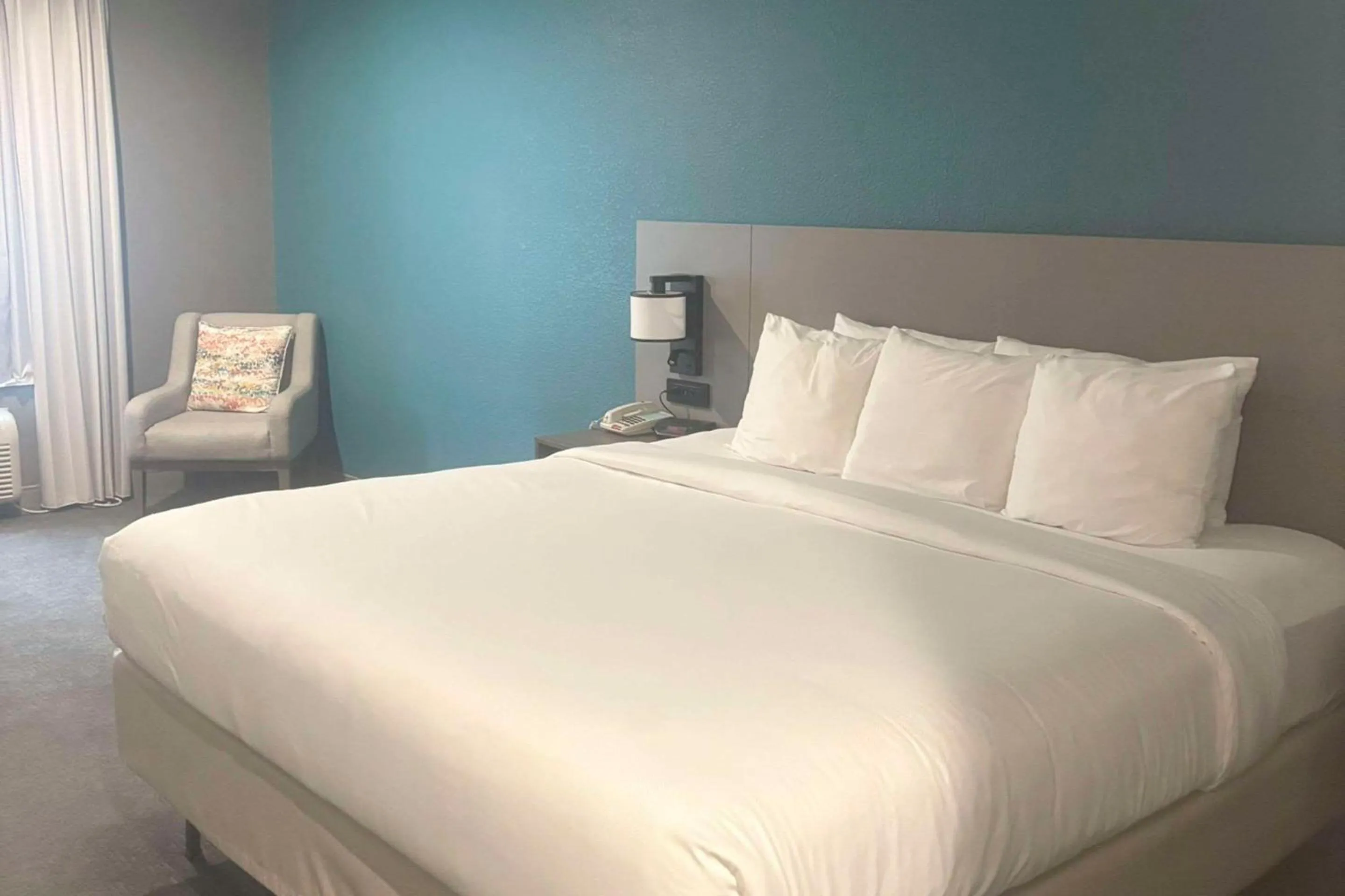 Bedroom, Bed in Comfort Inn & Suites Burnet