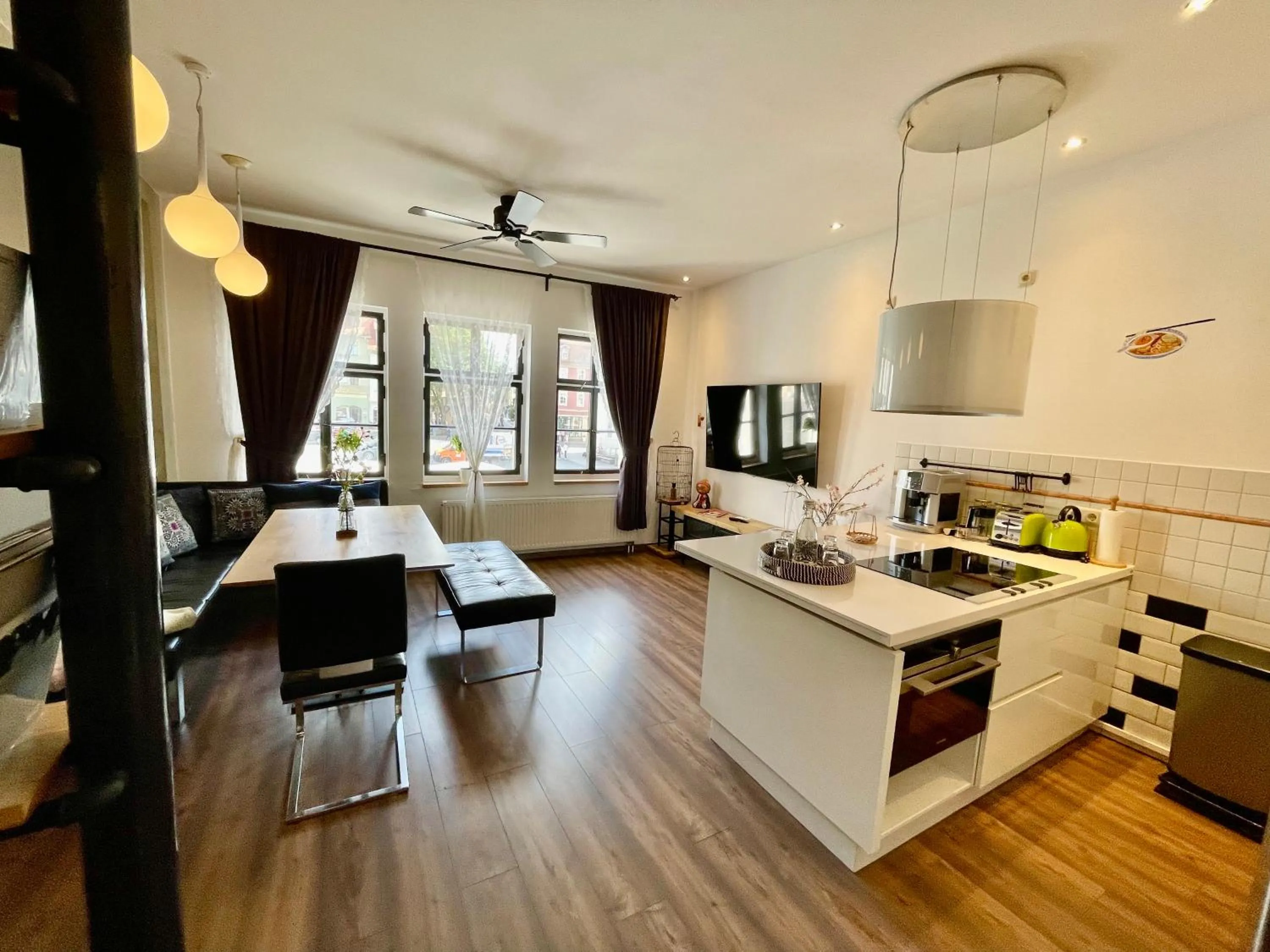 Kitchen or kitchenette in 36 Phô Cô Hotel & Suites