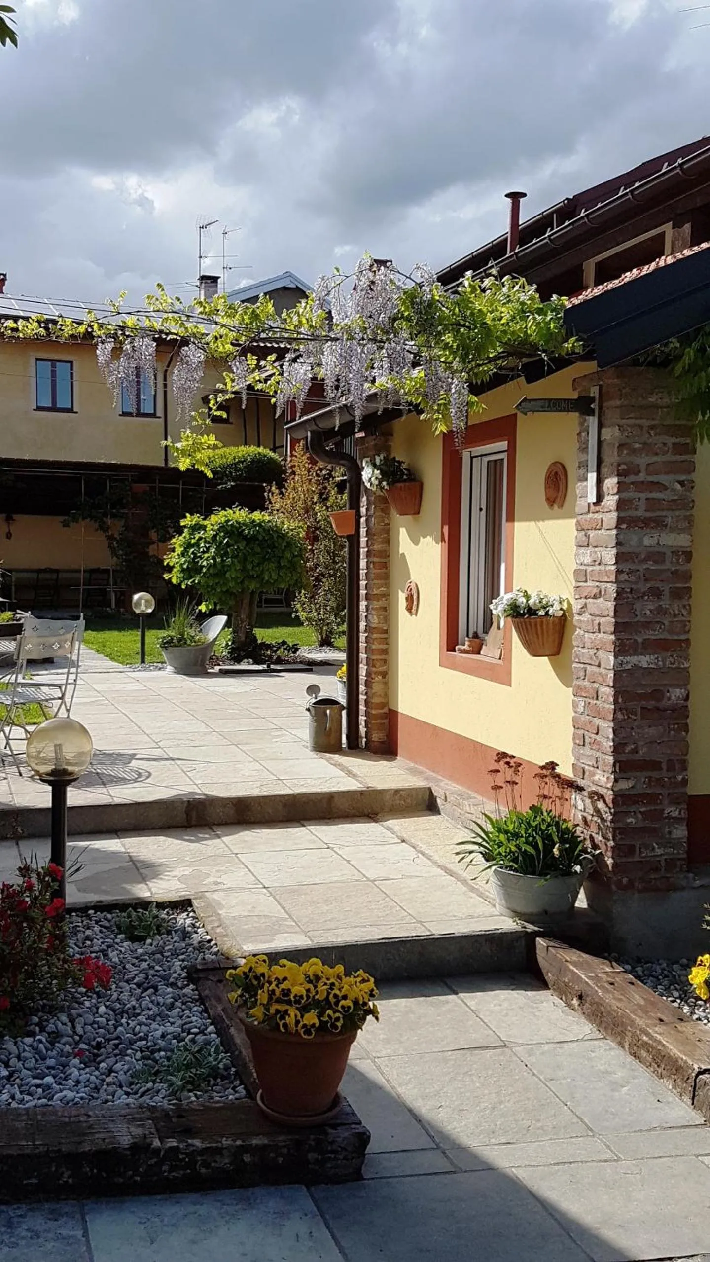 Garden in B&B La Cascina di Monia e Mario