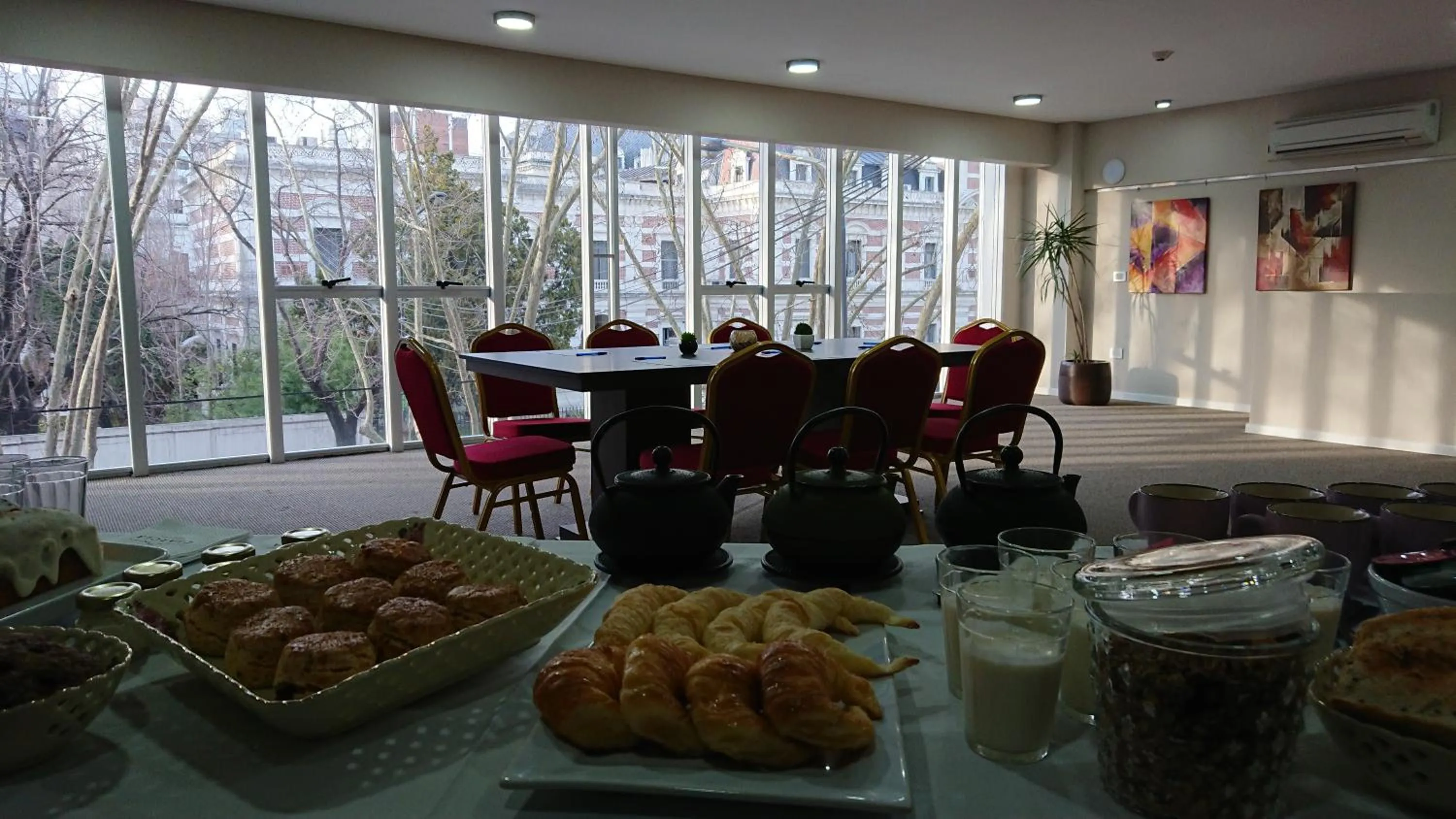 Business facilities in Days Inn & Suites by Wyndham La Plata