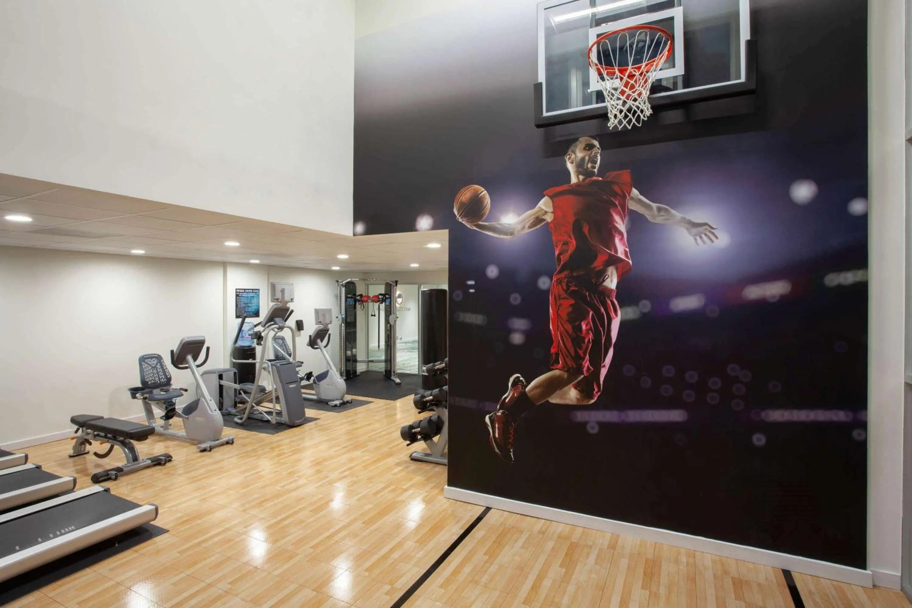 Fitness centre/facilities in Maritime Hotel Fort Lauderdale Airport & Cruiseport