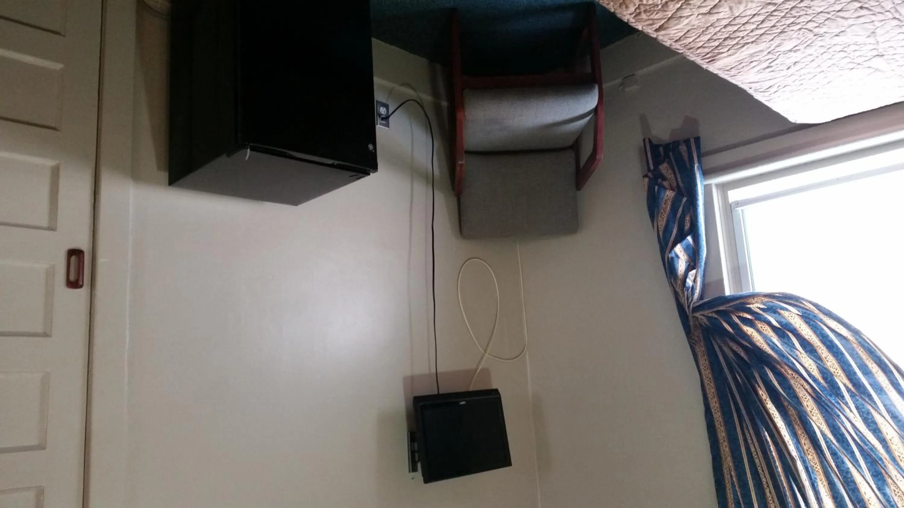 TV and multimedia in A Voyageur's Guest House