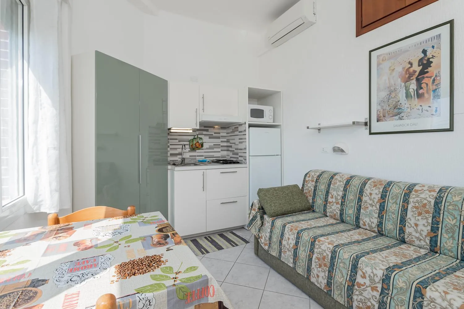 Kitchen or kitchenette in Residence Villa Alda