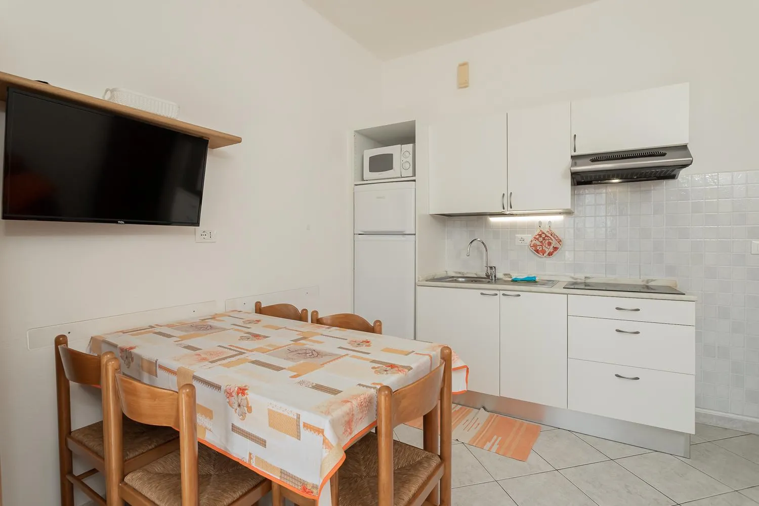 TV and multimedia in Residence Villa Alda