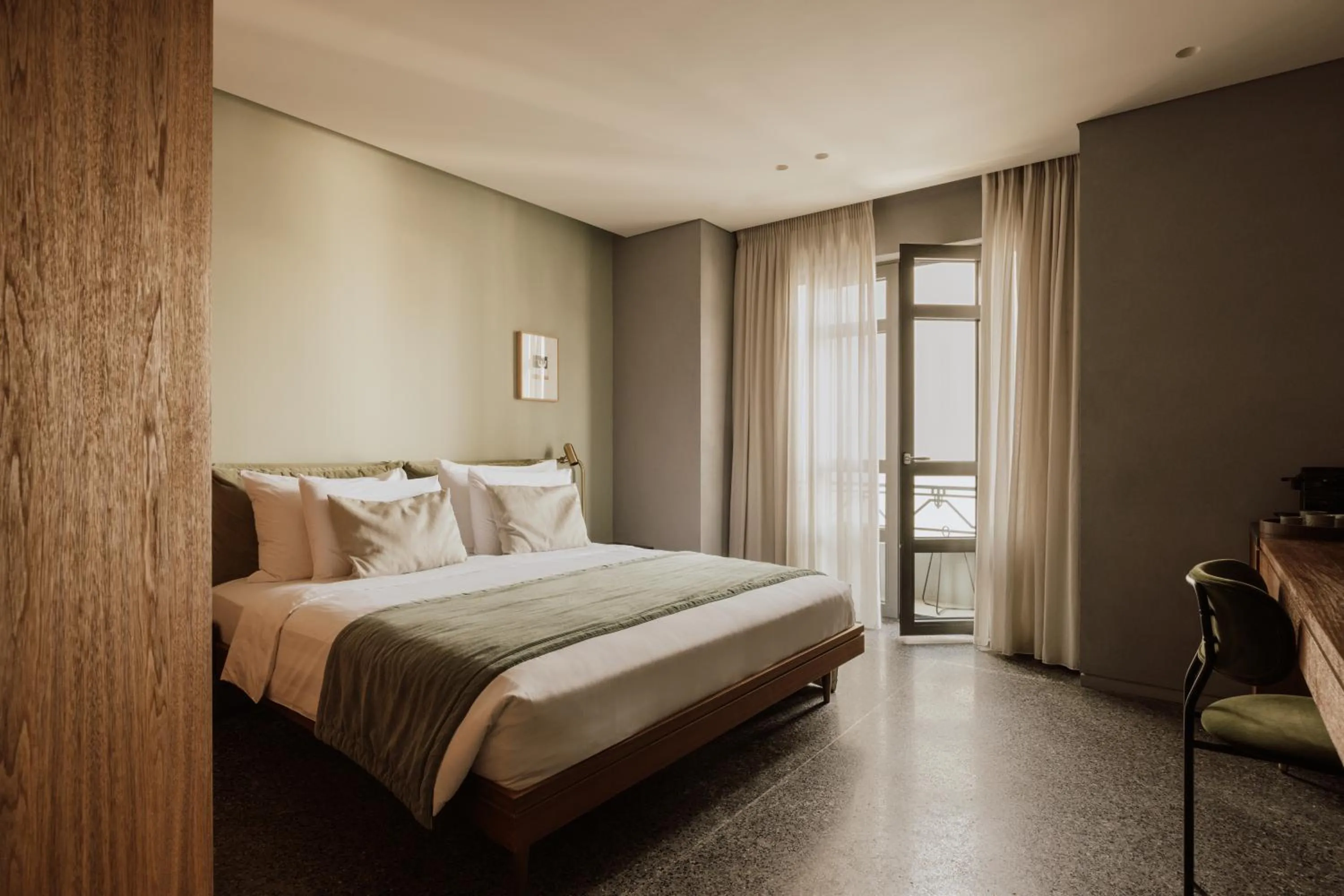 Bed in Perianth Hotel, a Member of Design Hotels