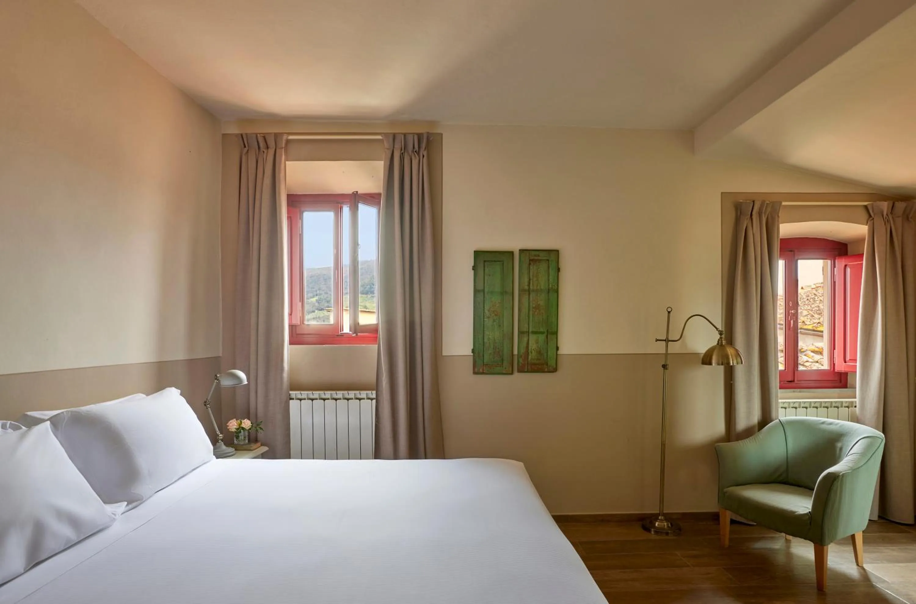 Bed in Tenuta di Artimino member of Meliá Collection Wine Resort