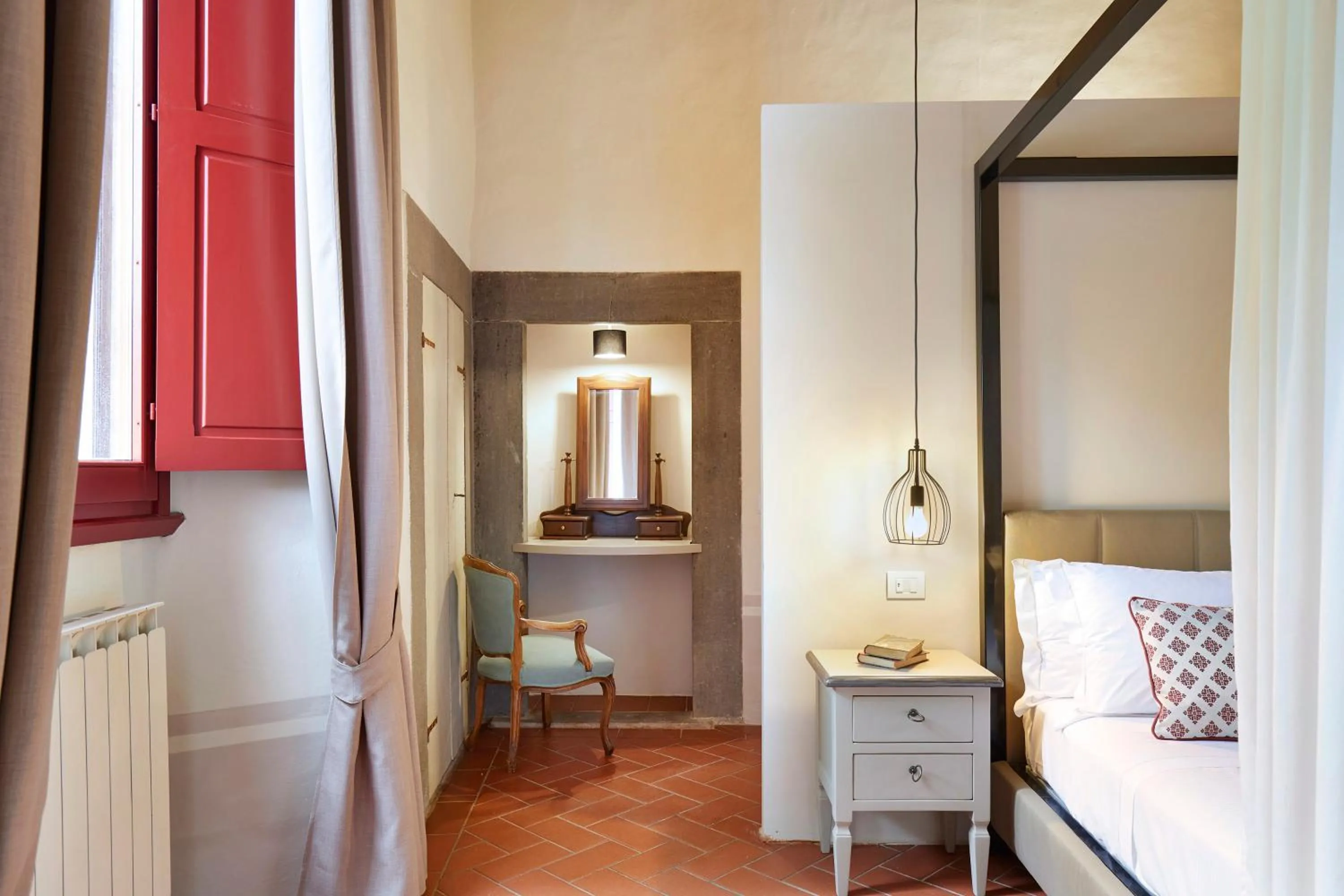 Bed in Tenuta di Artimino member of Meliá Collection Wine Resort