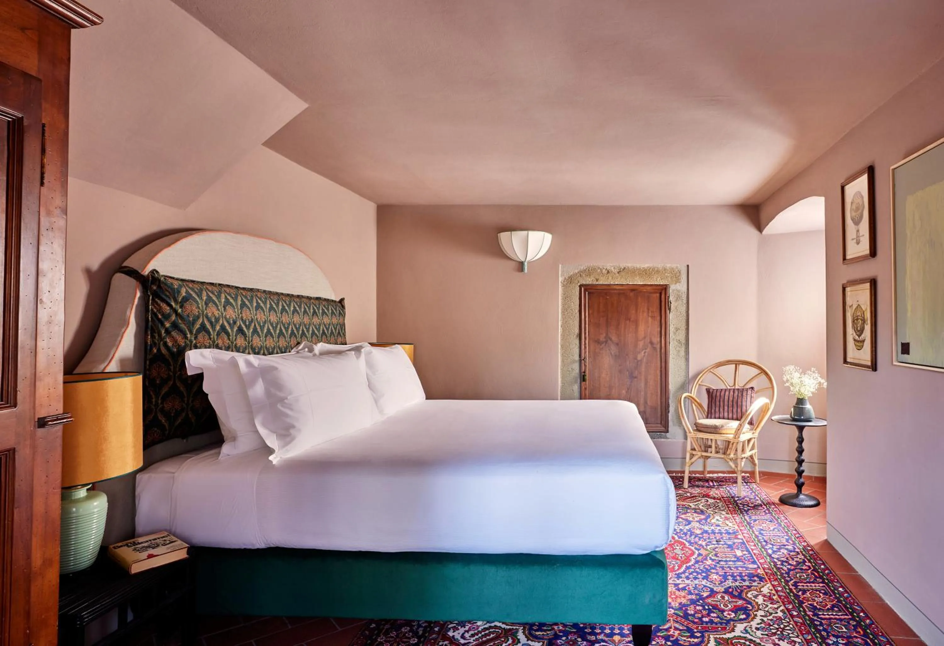 Bed in Tenuta di Artimino member of Meliá Collection Wine Resort