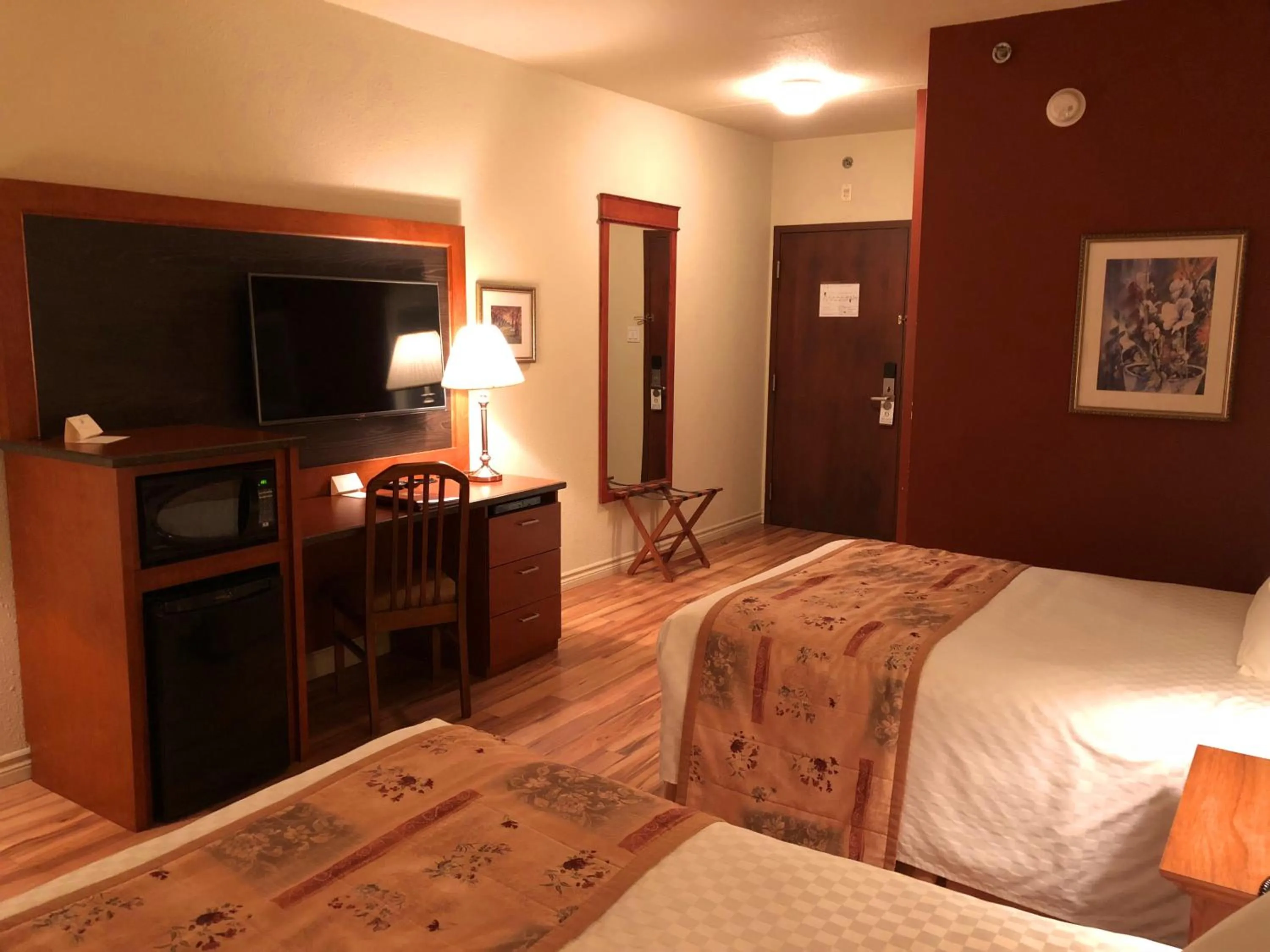 Photo of the whole room, Bed in Hotel L'Oie des neiges