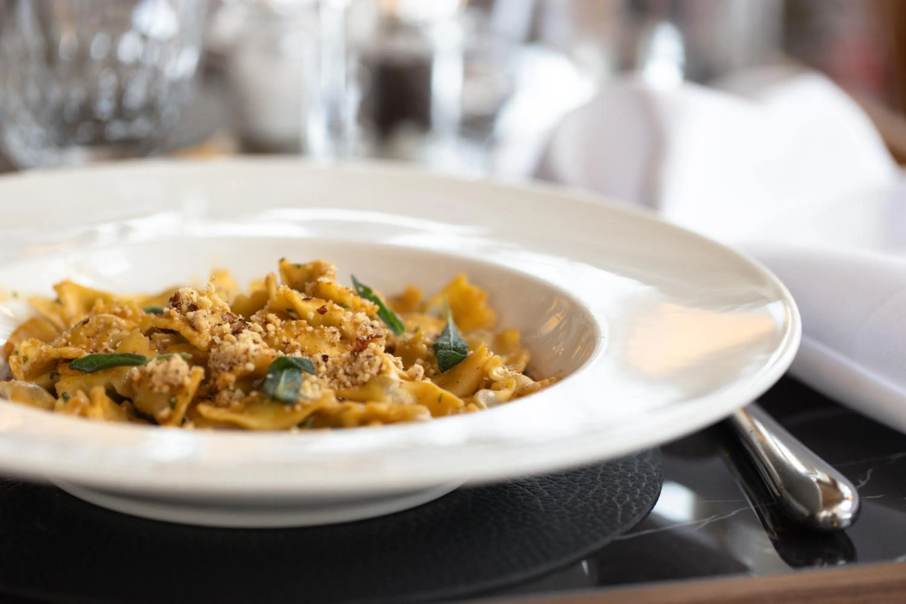 Food and drinks in Soldanella by Hotel Adula