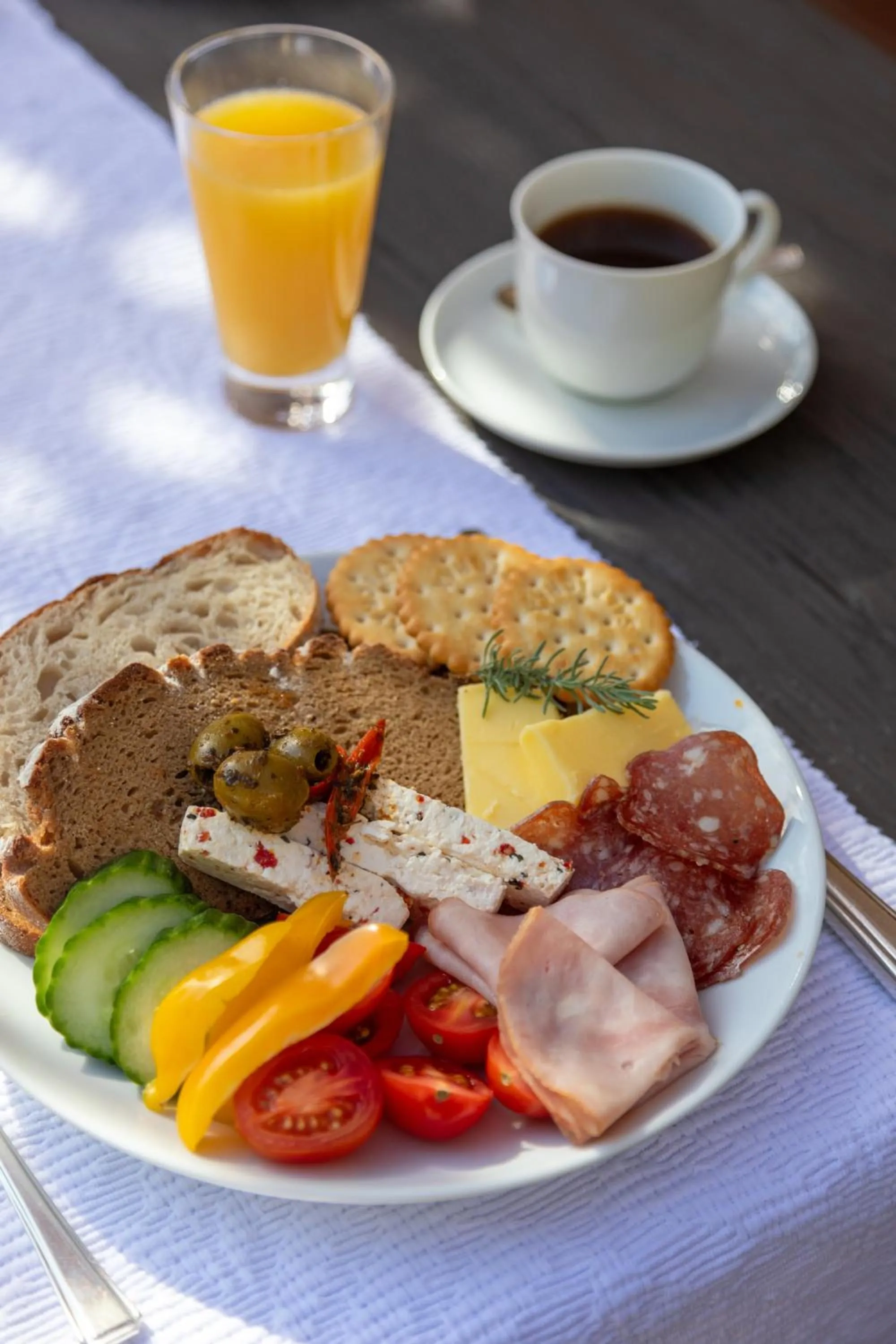 Breakfast in Acorn House