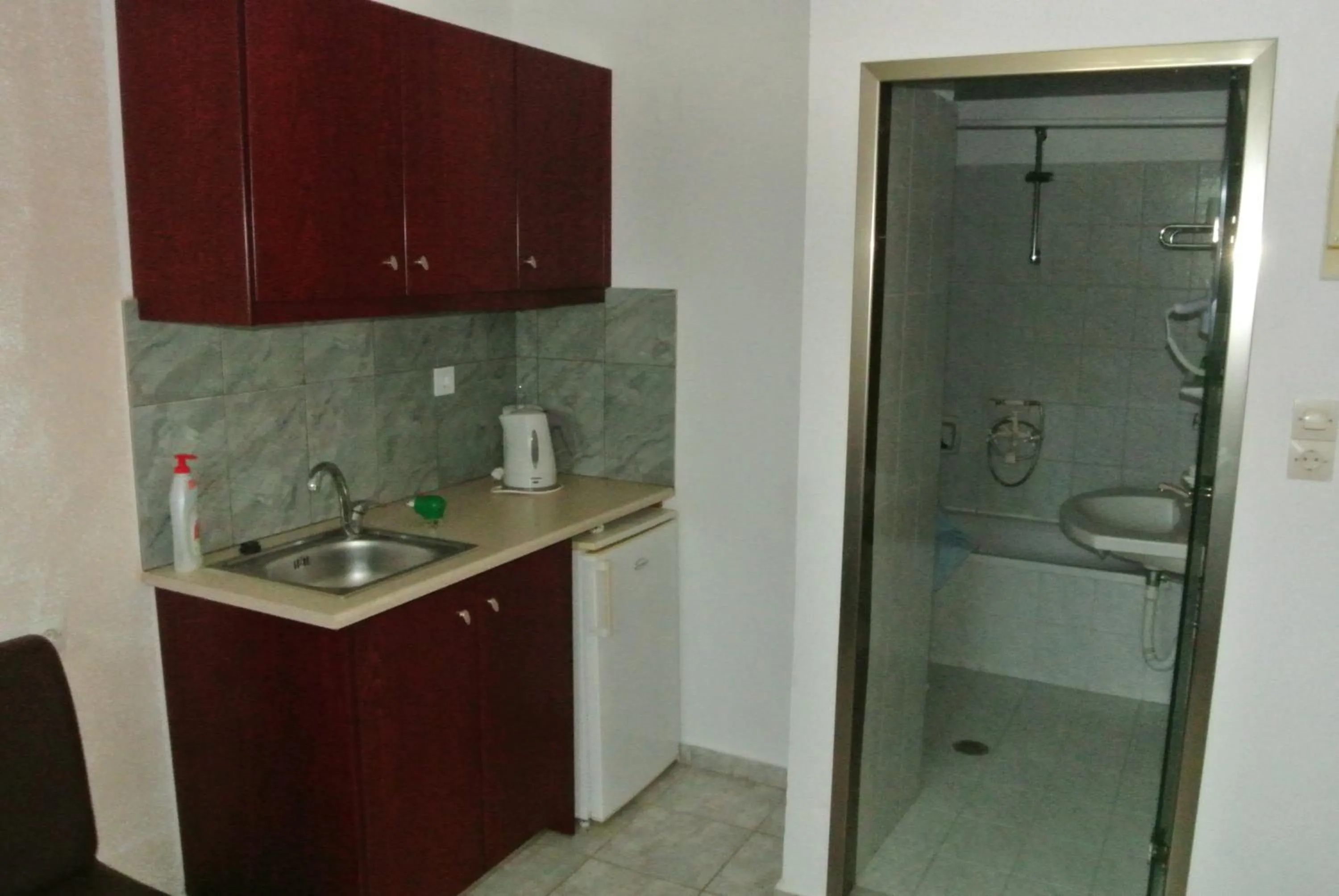 Kitchen or kitchenette in Kokalakis Hotel