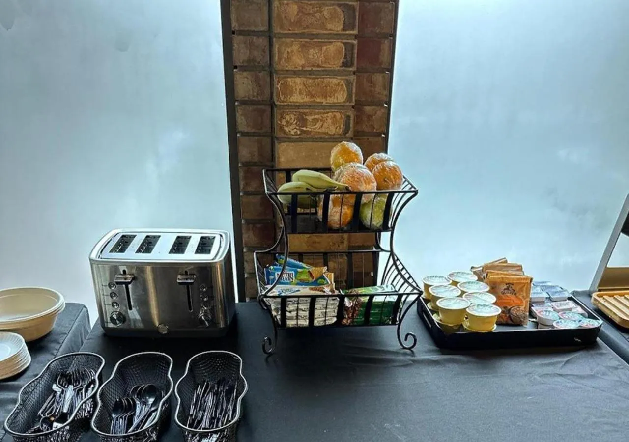 Food in The Dalles Inn