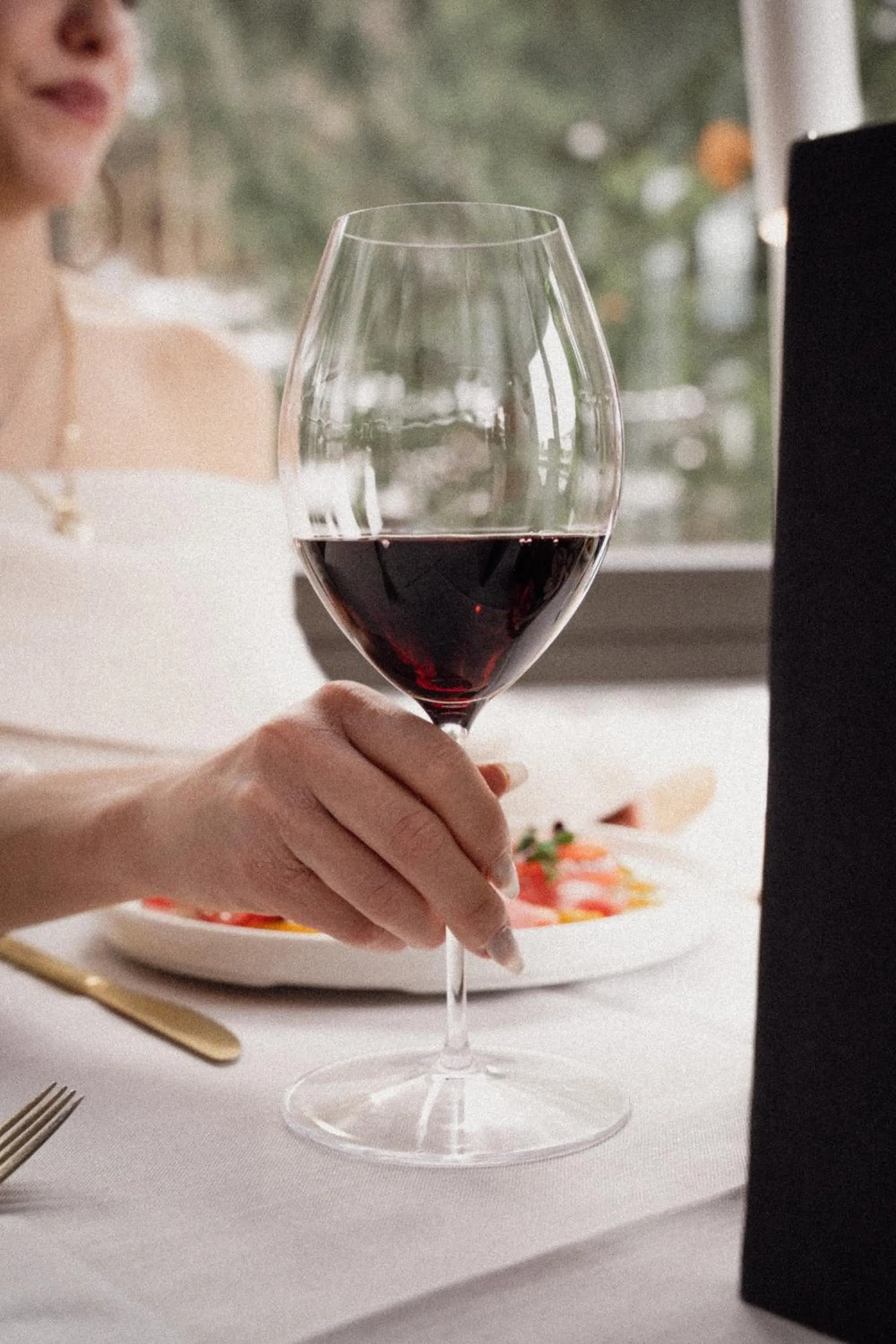 Restaurant/places to eat in Anett hotel