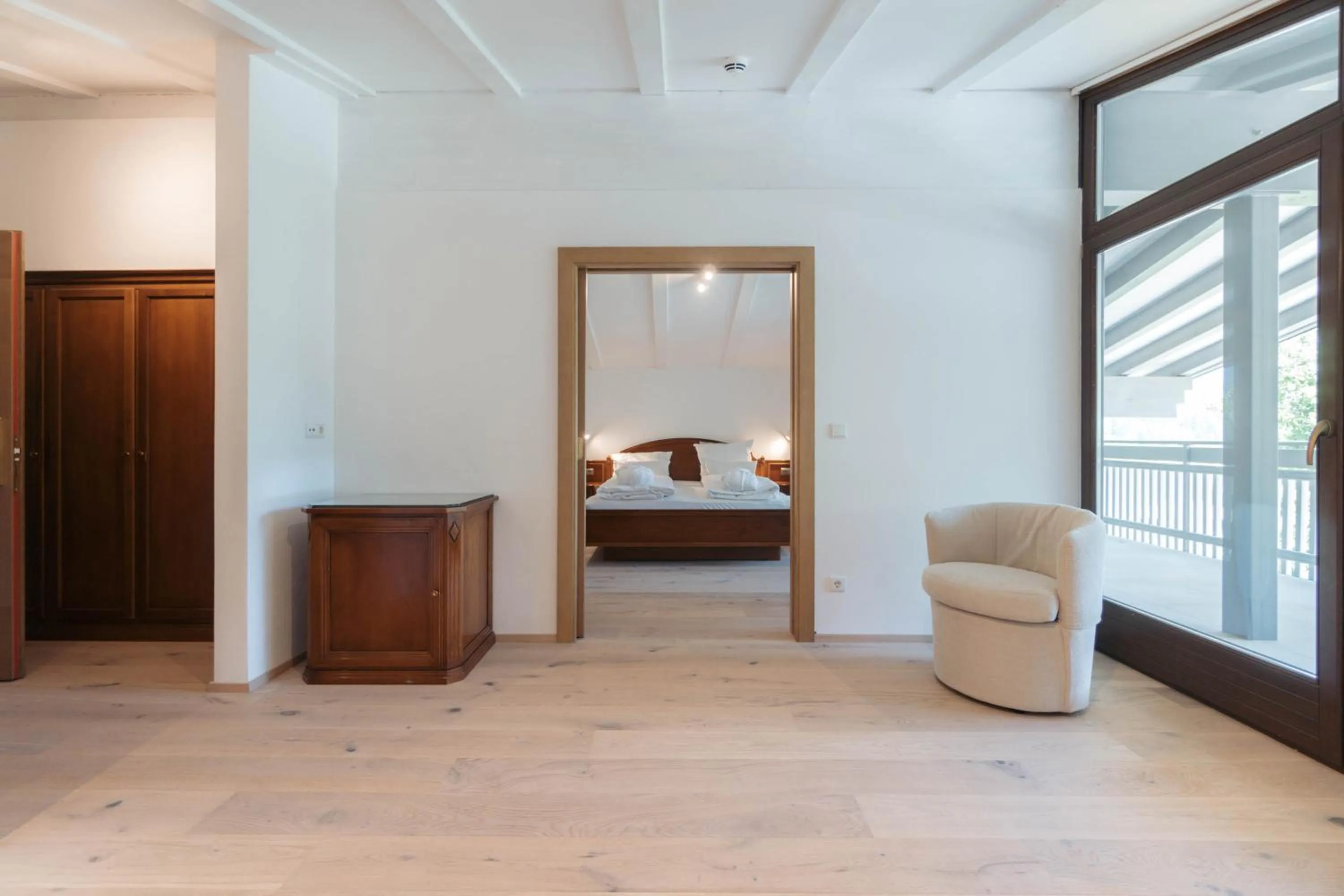 Photo of the whole room, Bed in Anett hotel