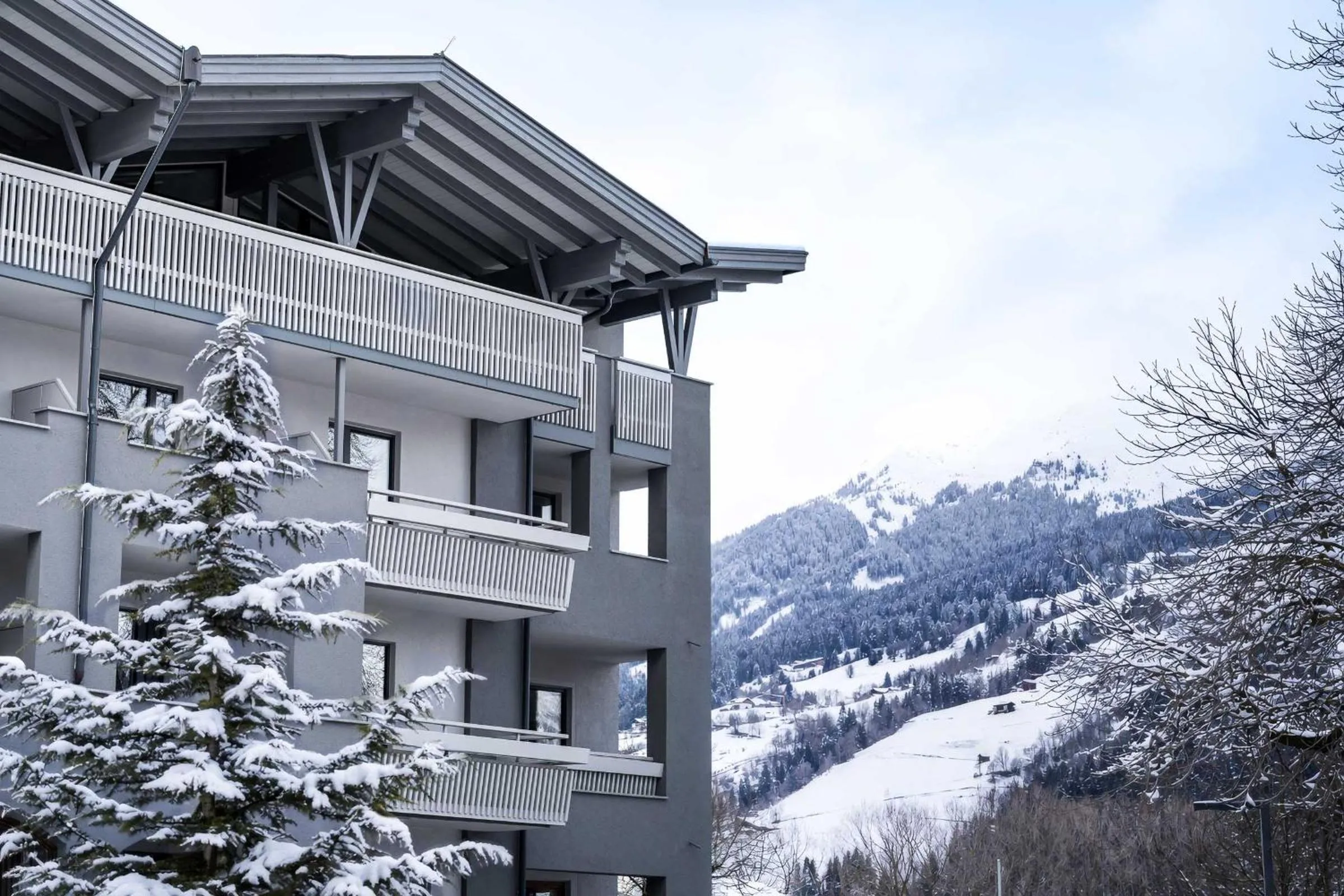 Property building in Anett hotel