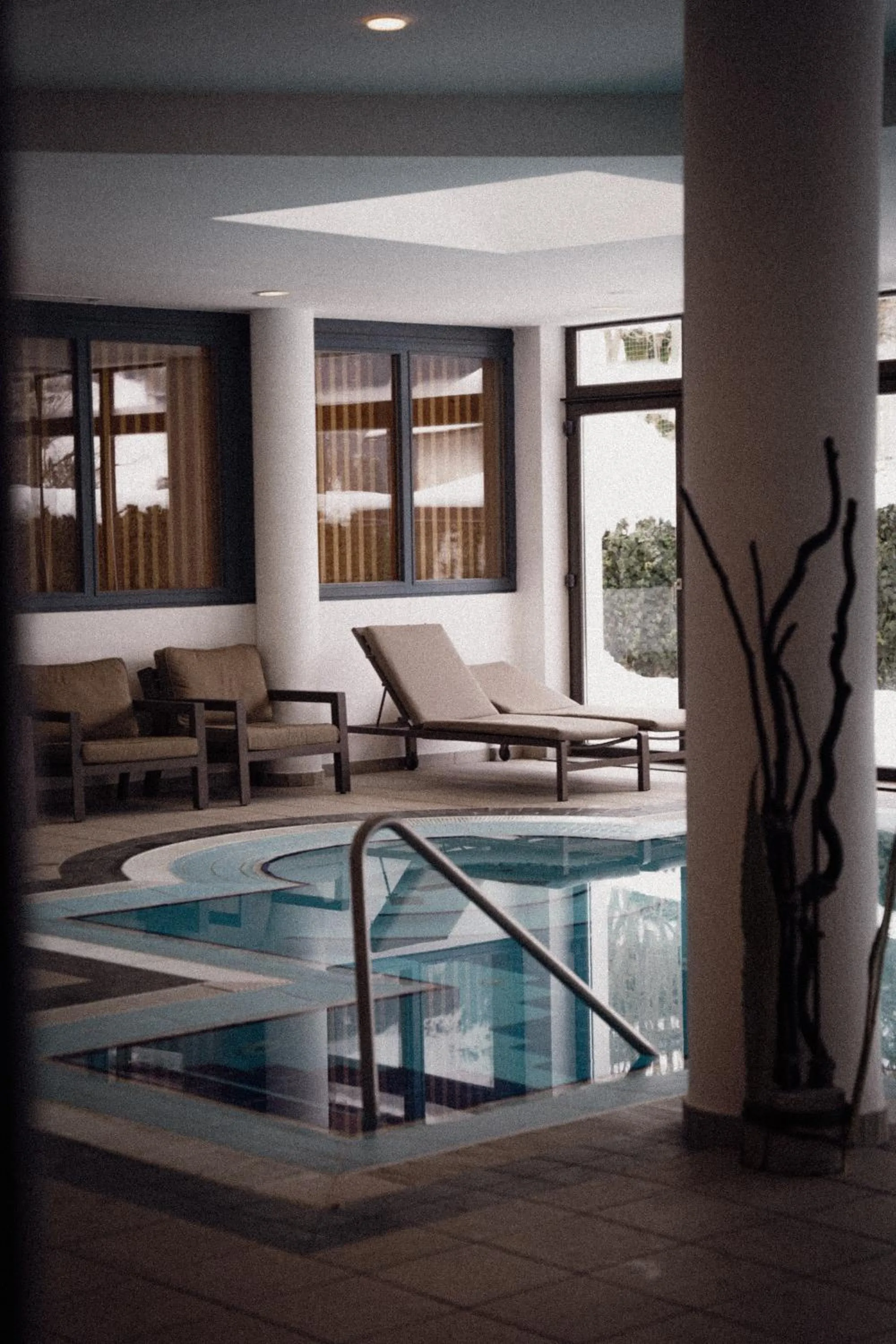 Swimming pool in Anett hotel