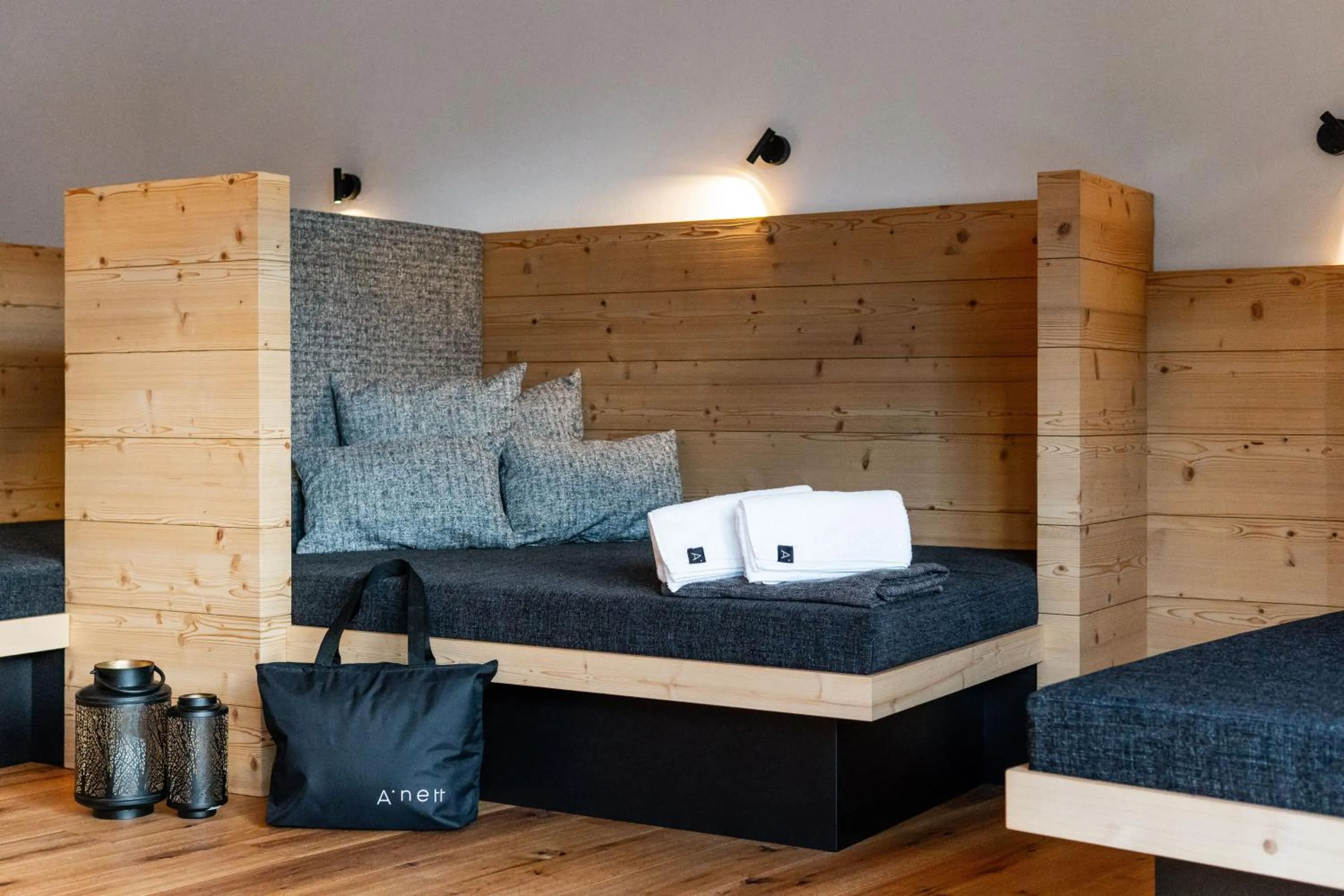 Decorative detail in Anett hotel