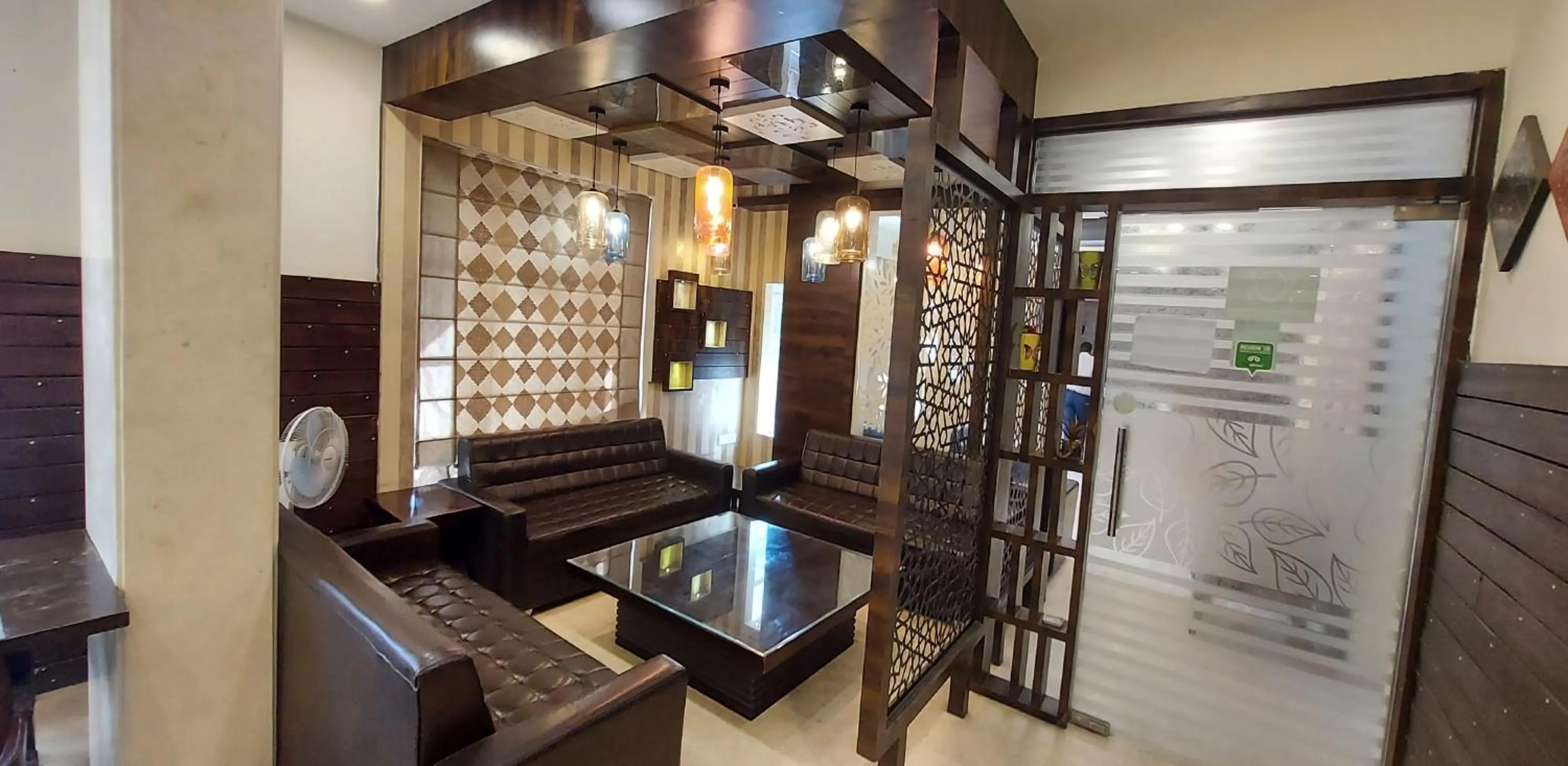 Dining area in Hotel The Orion