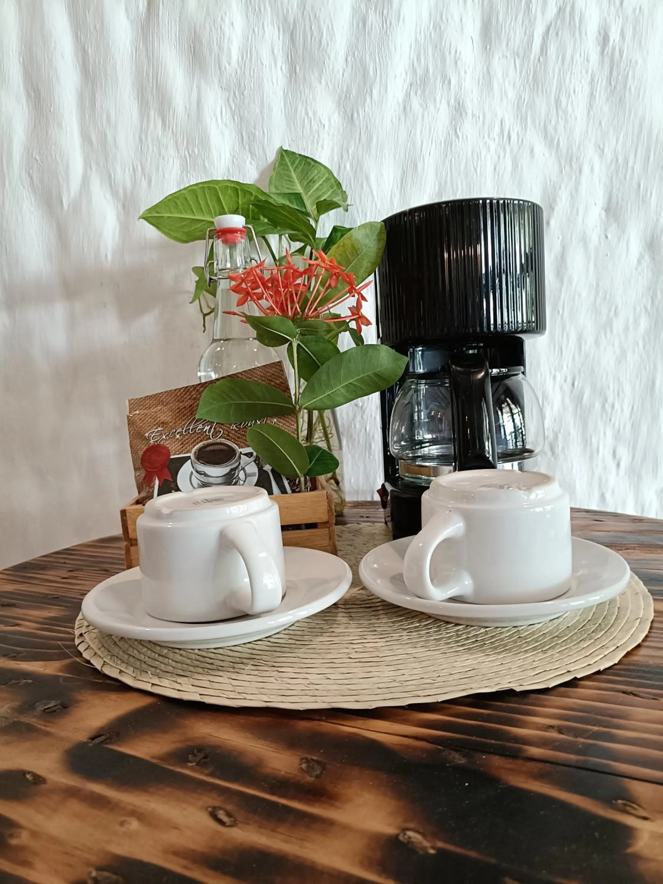 Coffee/tea facilities in Holbox by Xaloc