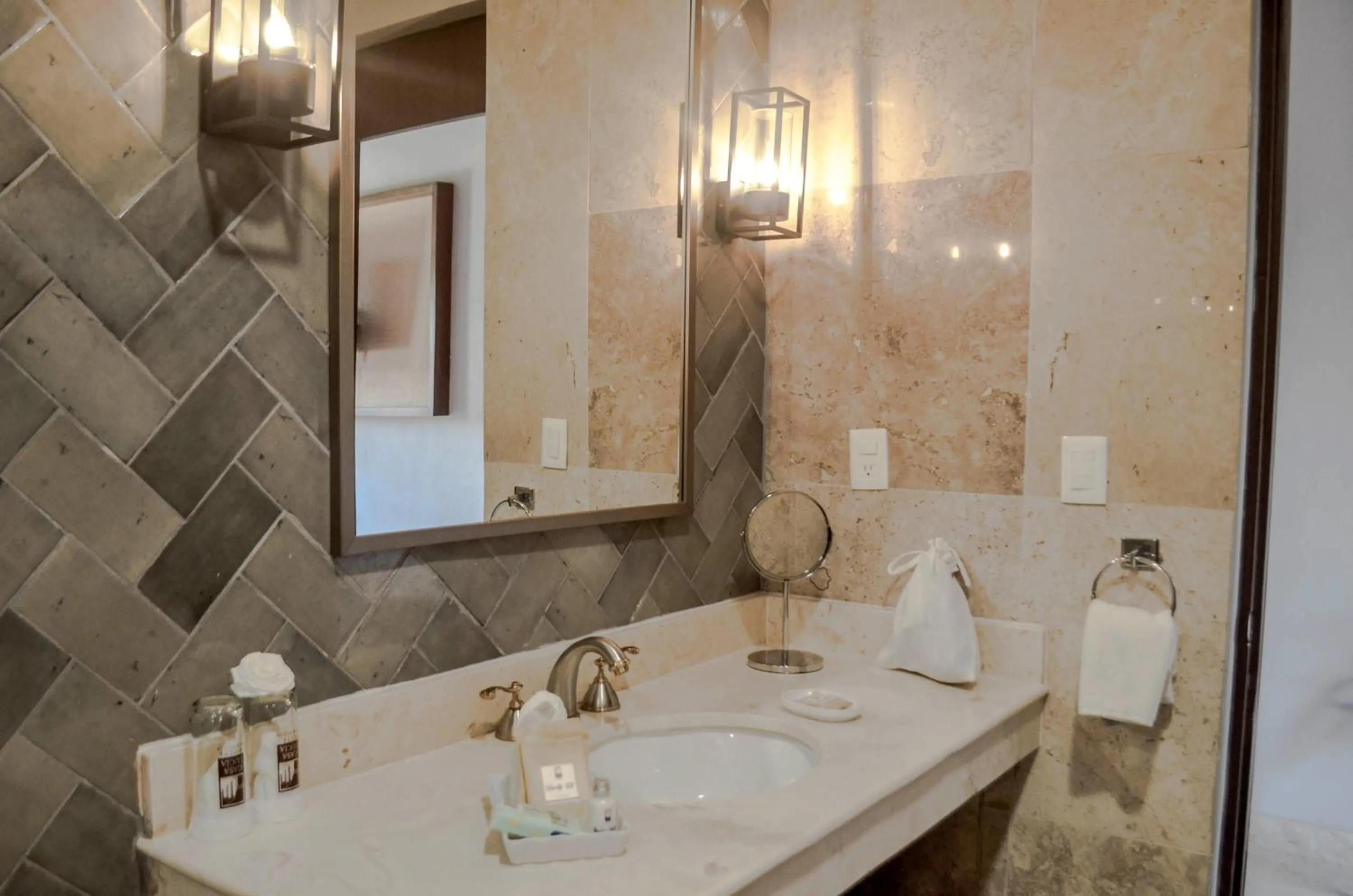 Bathroom in Casa Lucia Hotel Boutique