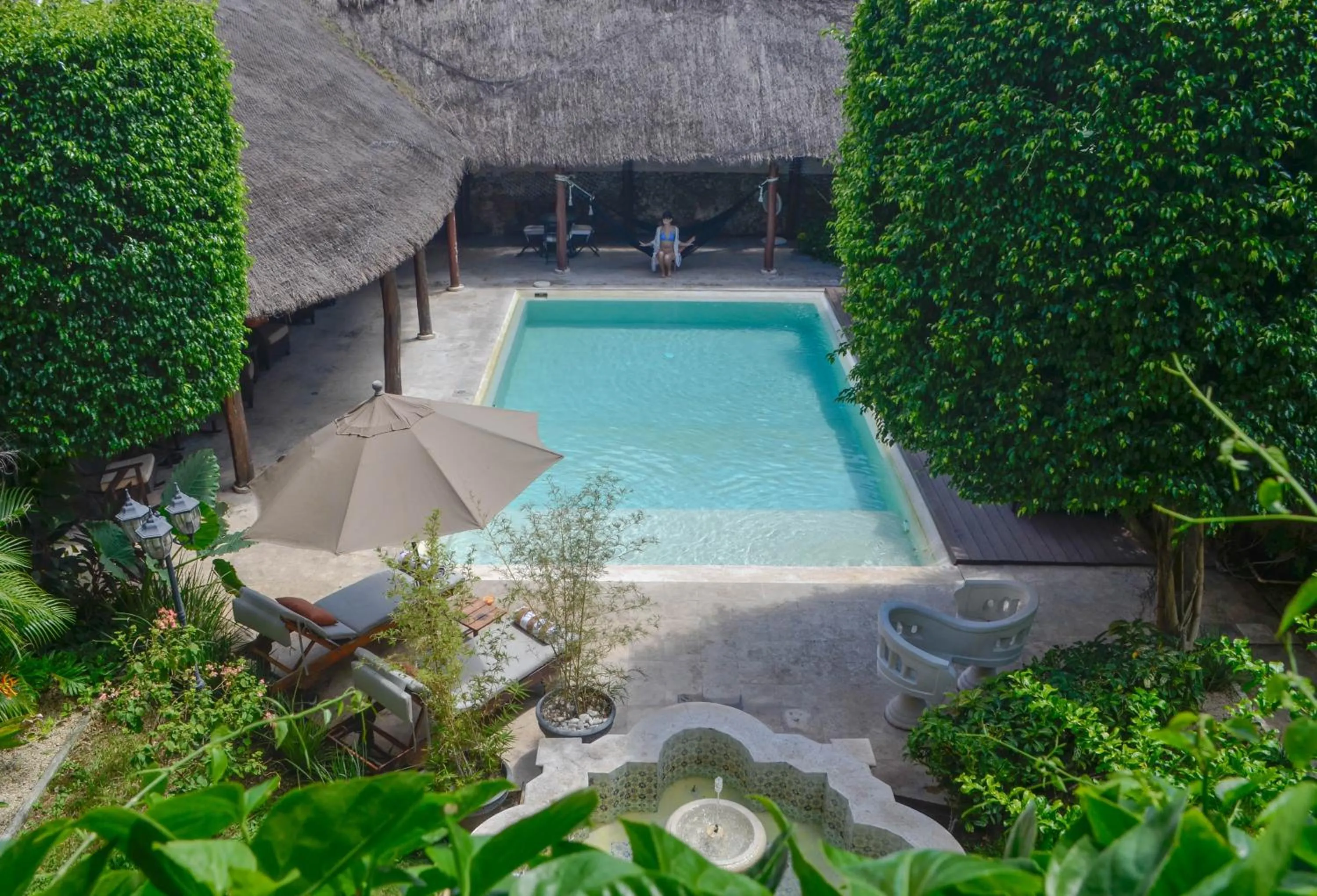Swimming pool in Casa Lucia Hotel Boutique