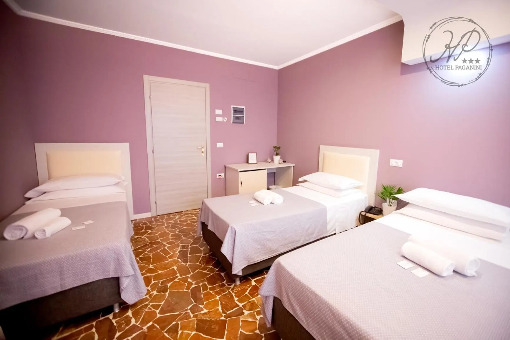 Property logo or sign, Bed in Hotel Paganini