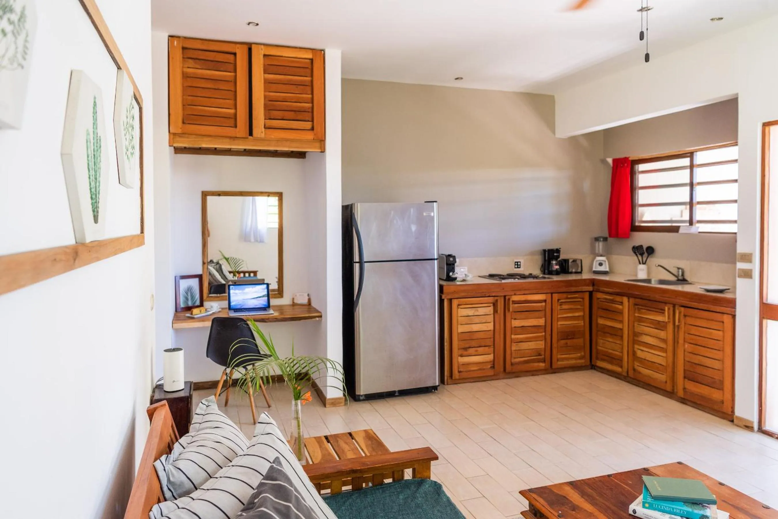 Nautilus Surf & Yoga Villas Santa Teresa