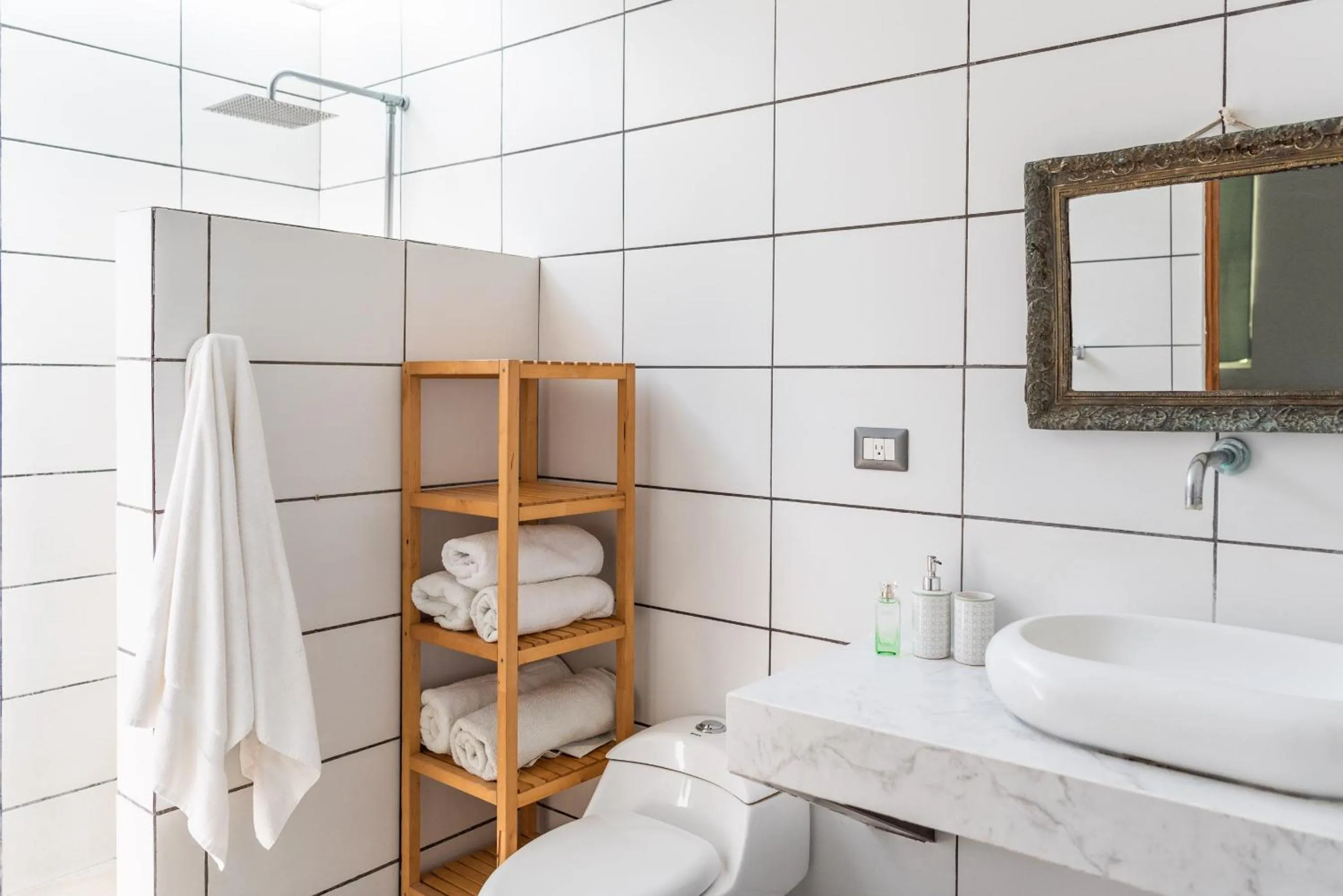 Nautilus Surf & Yoga Villas Santa Teresa