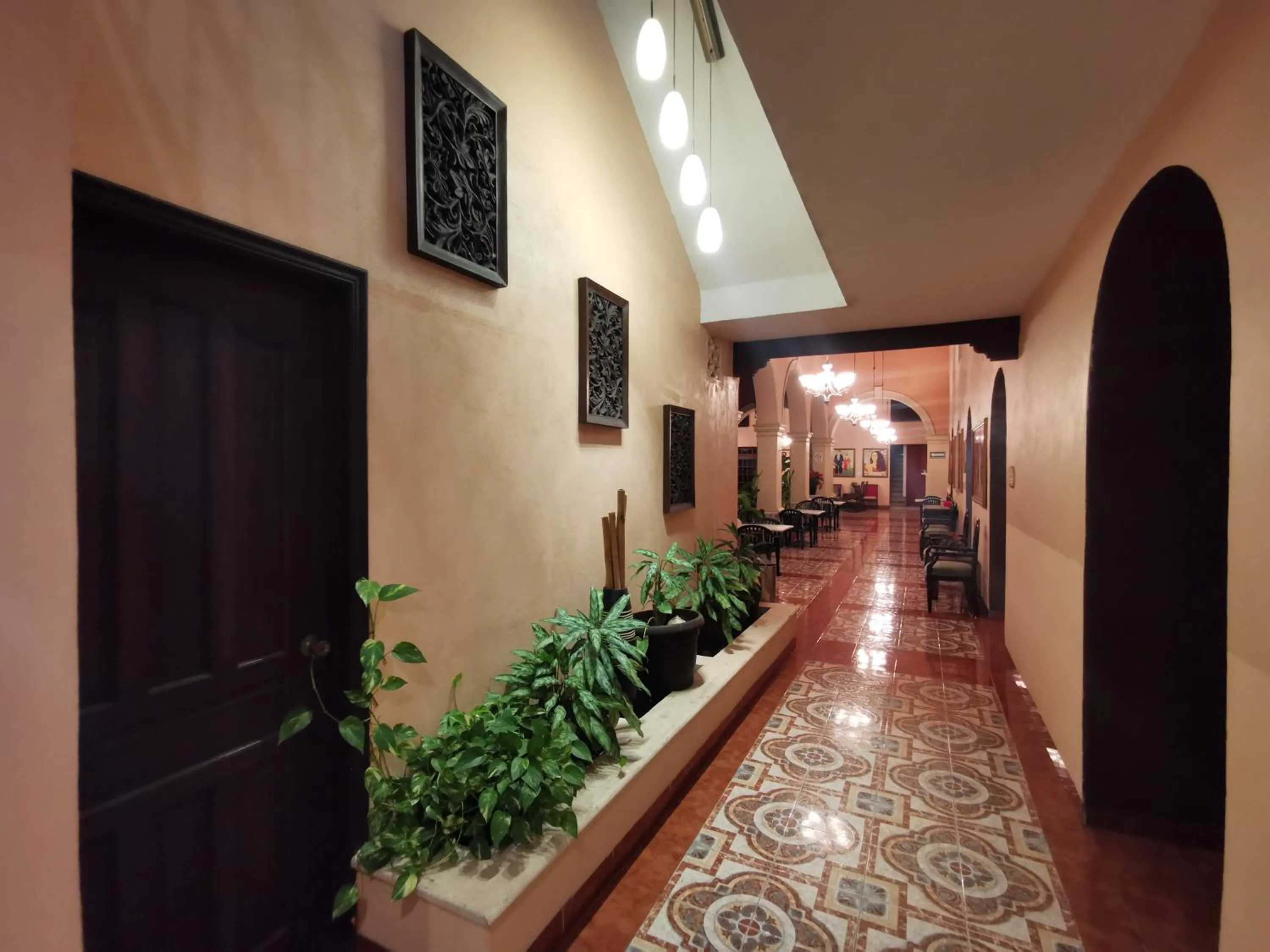 Facade/entrance in Hotel Doralba Inn