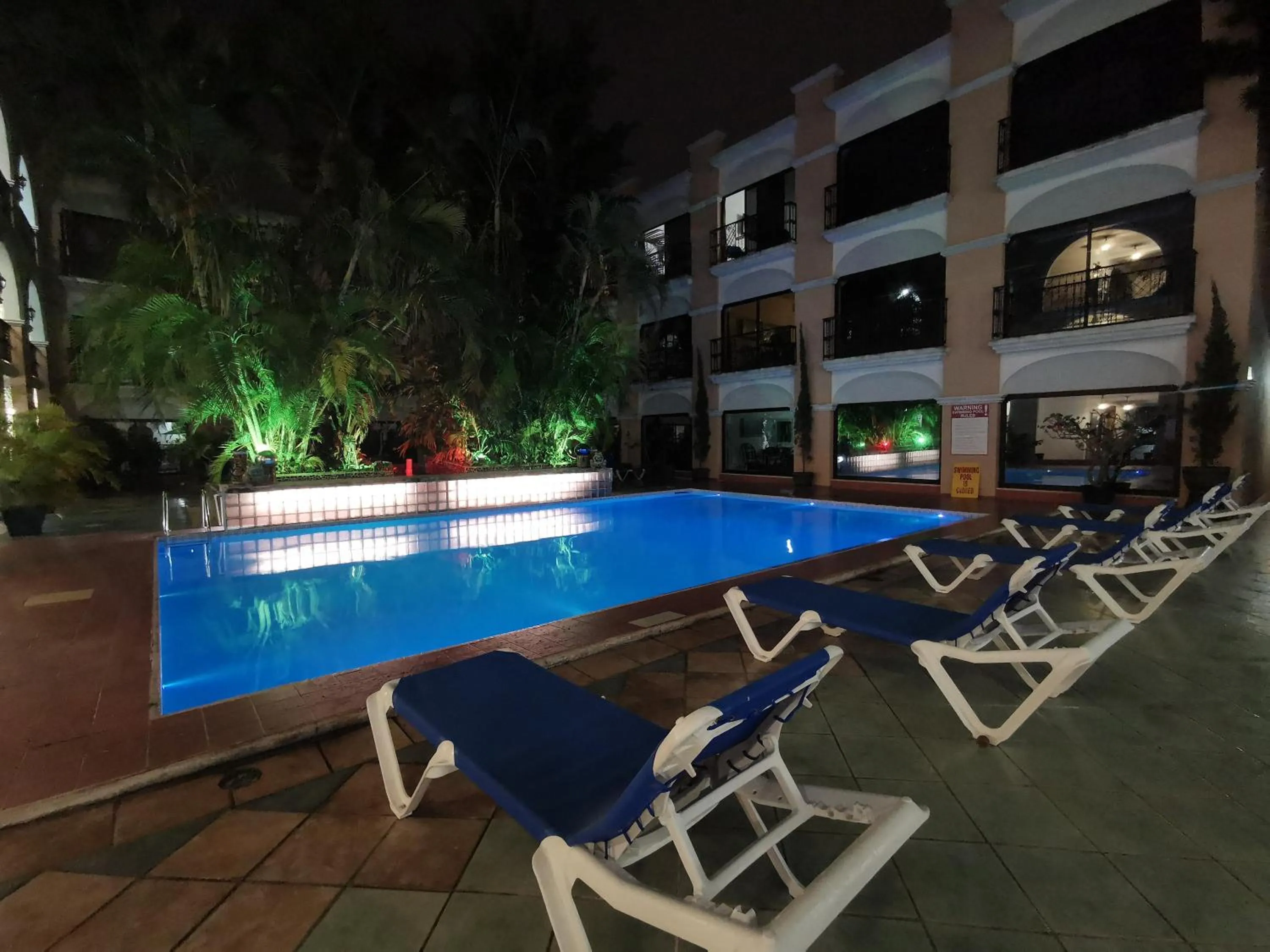 Night in Hotel Doralba Inn