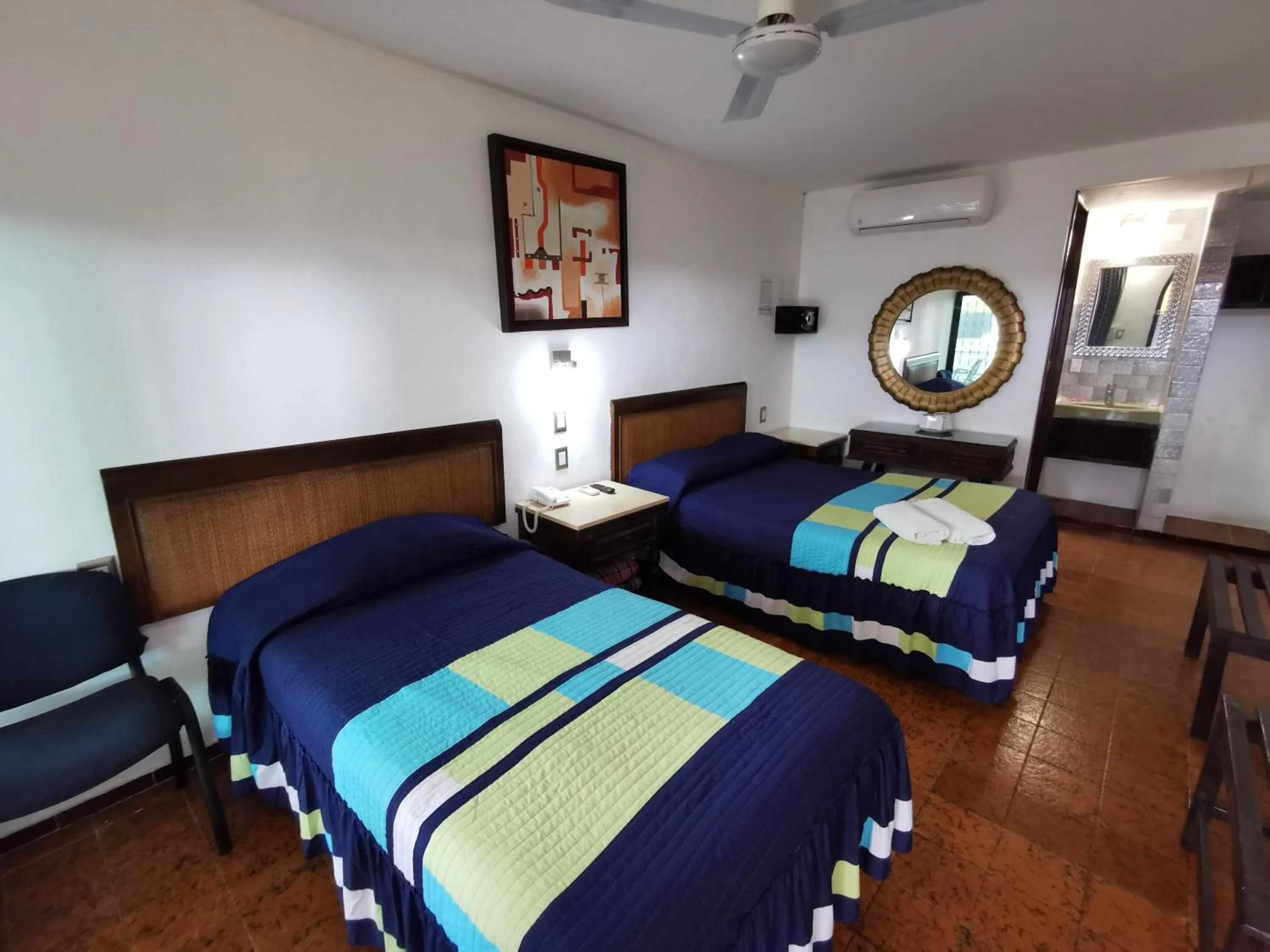 Bedroom, Bed in Hotel Doralba Inn