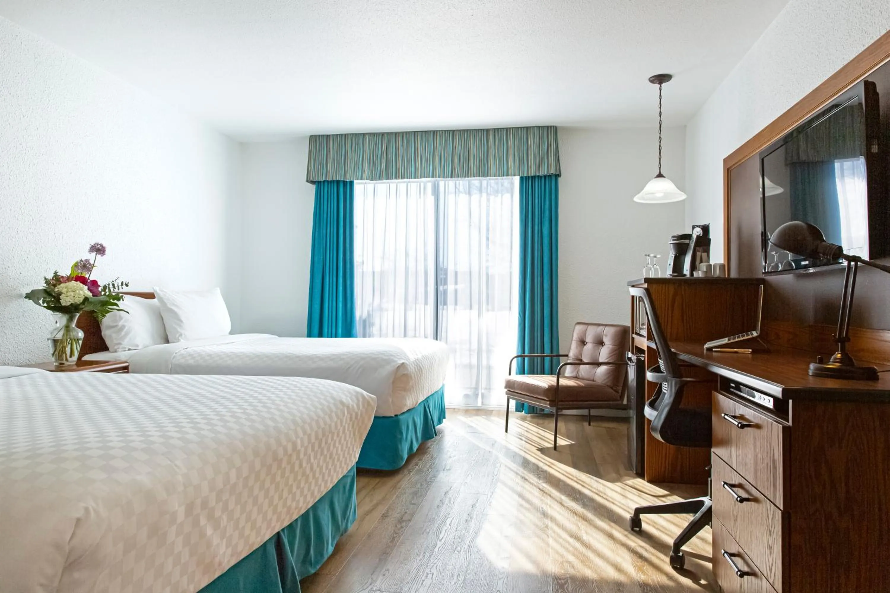 Bed in Hotel L'Oiseliere Montmagny