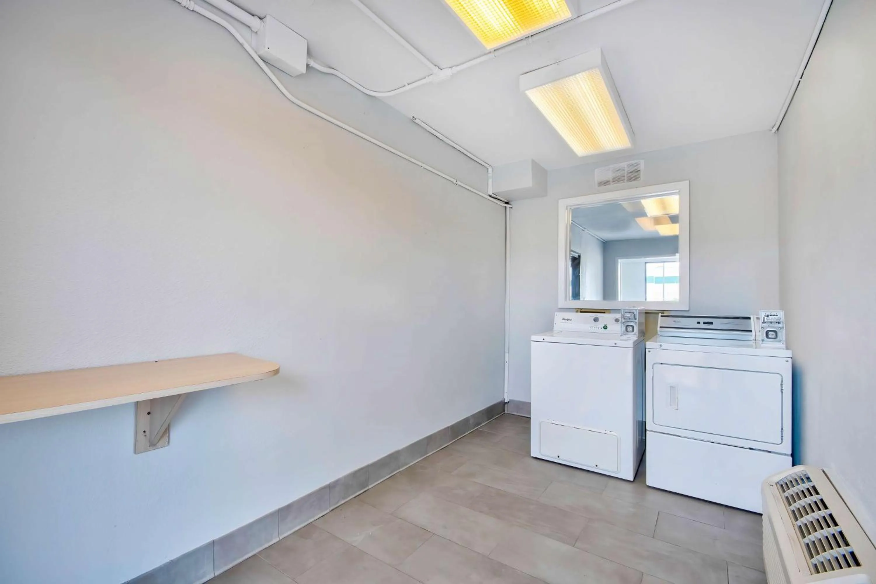 Property building in Motel 6 Jonesboro