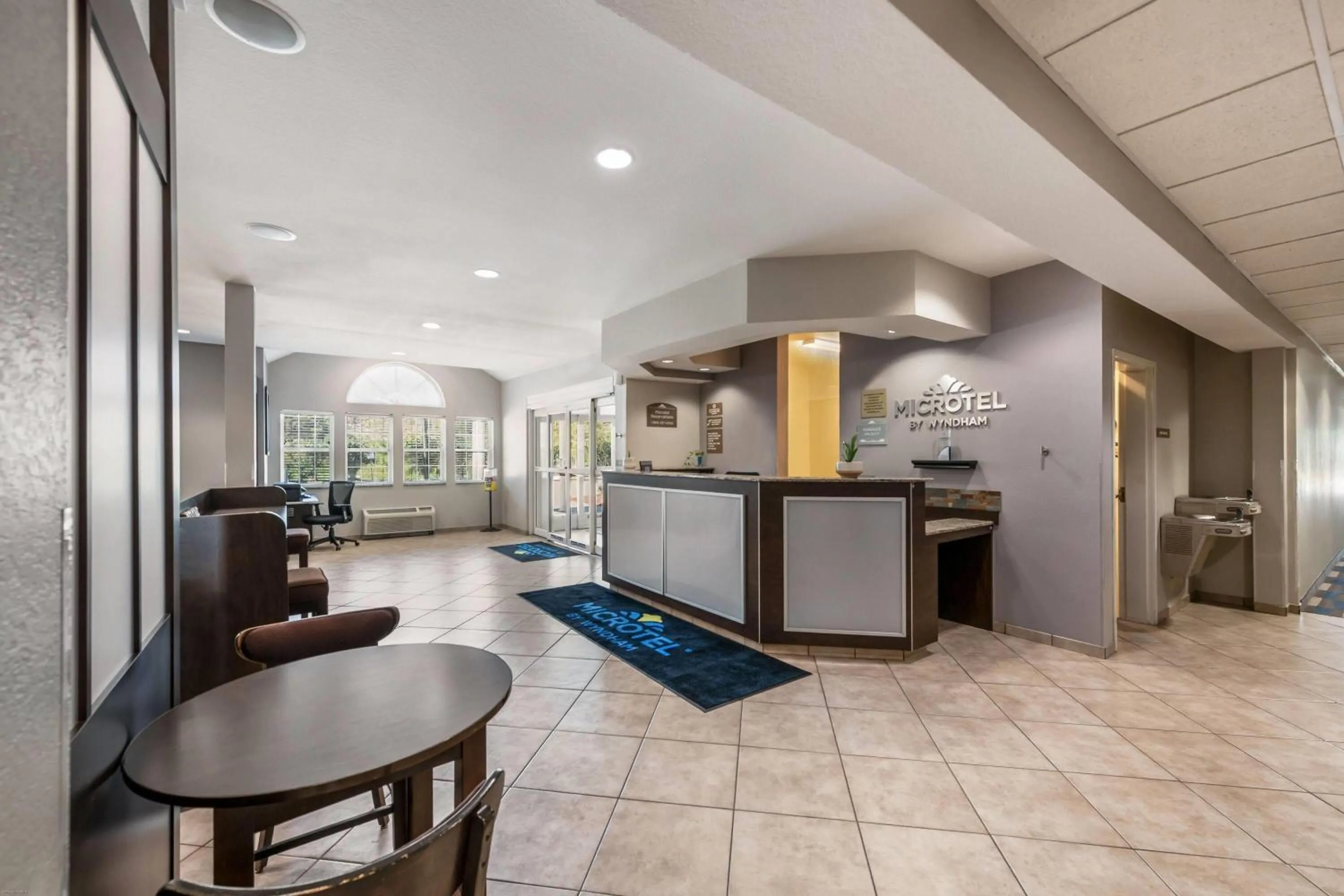 Lobby or reception in Microtel Inn & Suites by Wyndham Pearl River/Slidell