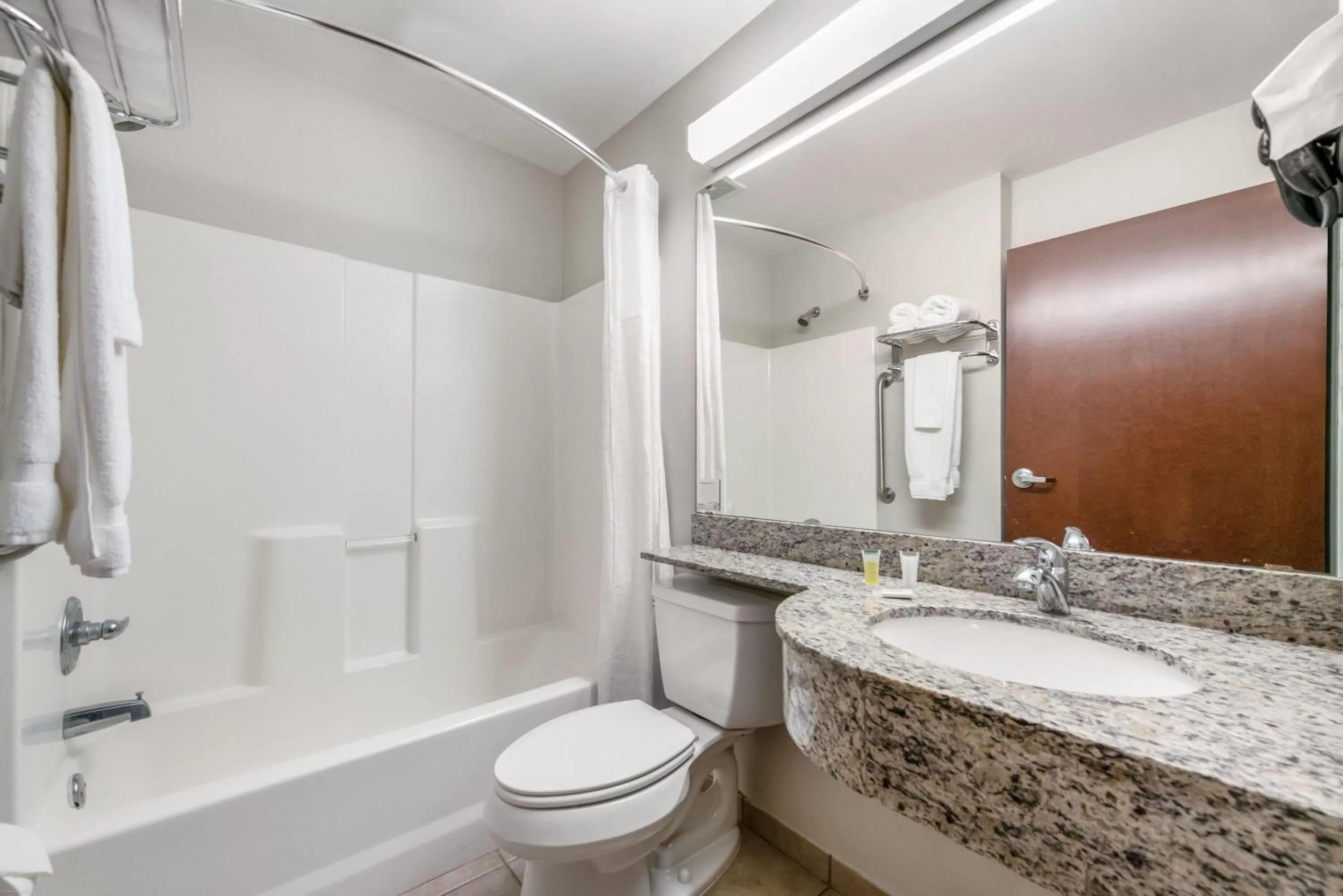 Bathroom in Microtel Inn & Suites by Wyndham Pearl River/Slidell